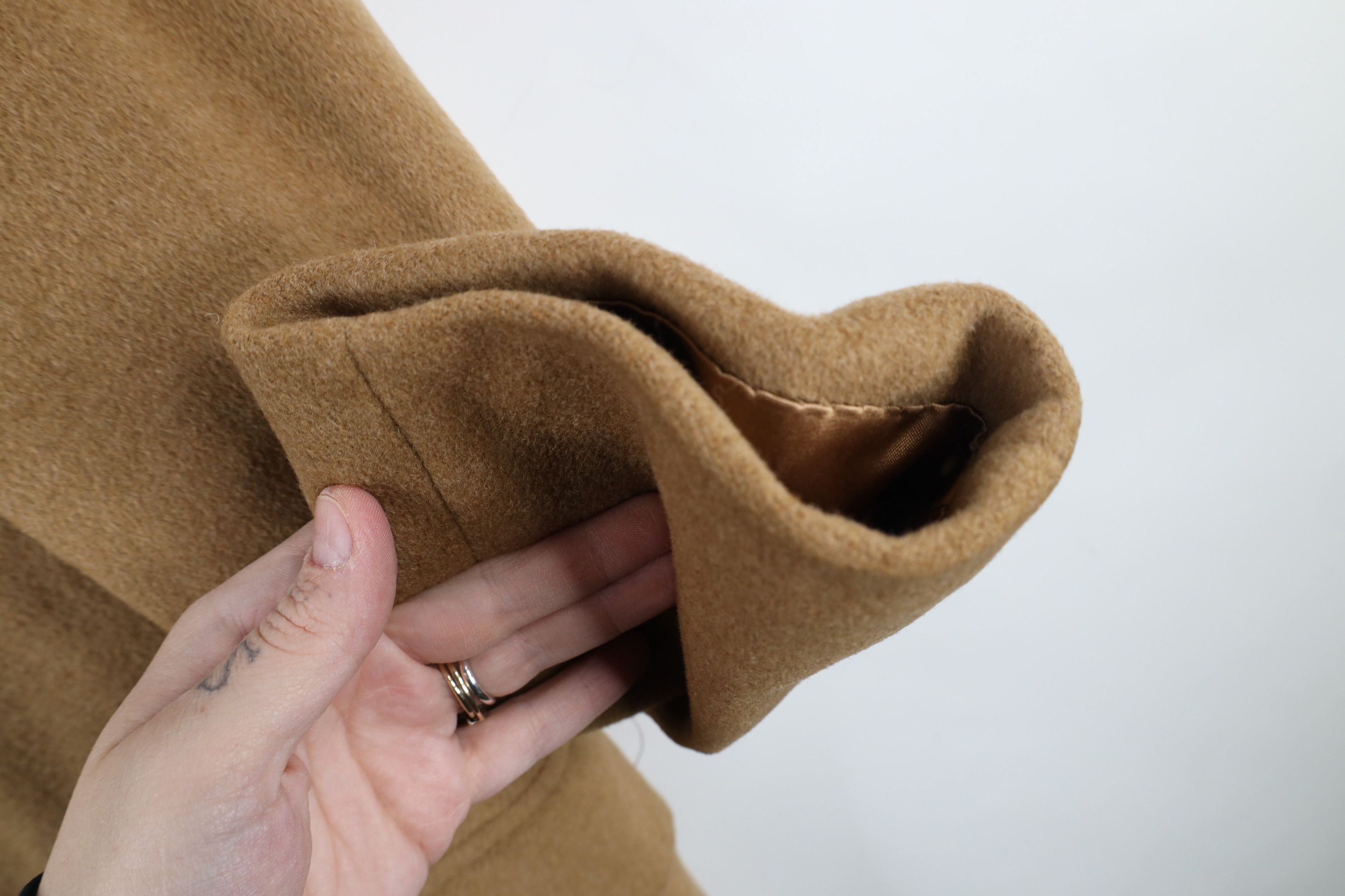 Vintage Vintage 70s Streetwear Alpacuna Overcoat Jacket Beige USA Size US L / EU 52-54 / 3 - 7 Thumbnail