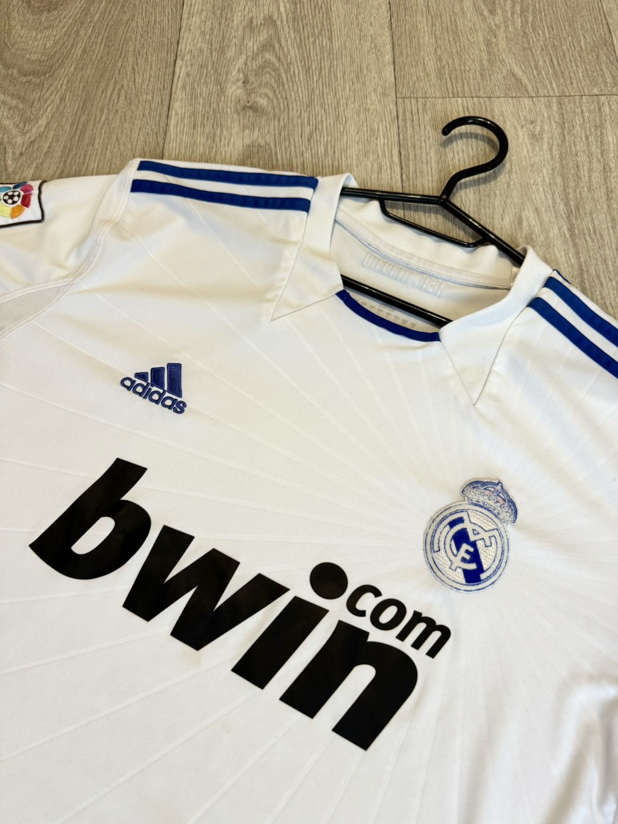 Adidas 🔷Vintage Adidas Real Madrid 2010/11 Soccer jersey🔷 Size US L / EU 52-54 / 3 - 5 Thumbnail