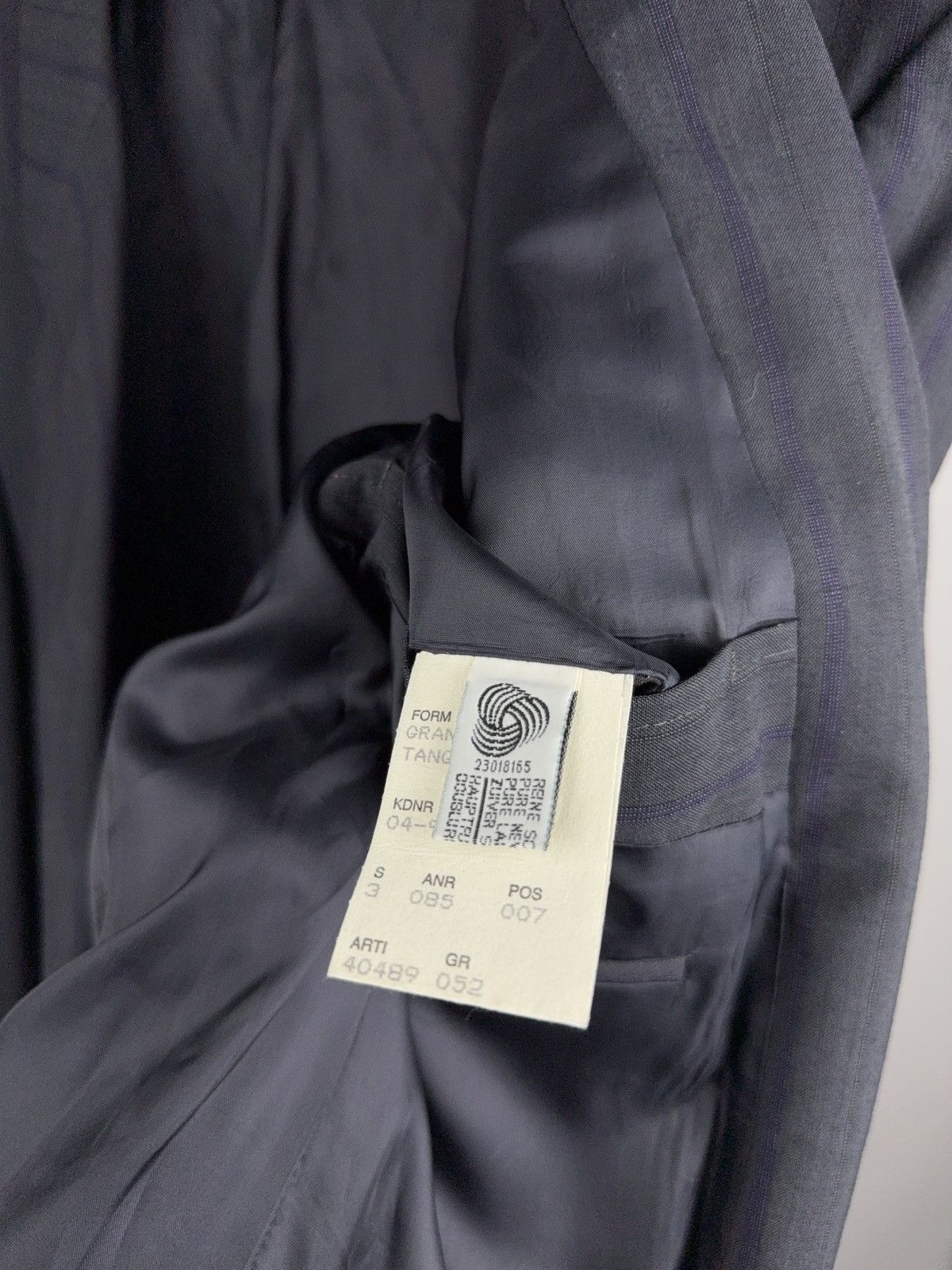 Hugo Boss 00s Hugo Boss Wool Blazer Pinstripe Grey Jacket Classic Fit Size 42R - 10 Thumbnail
