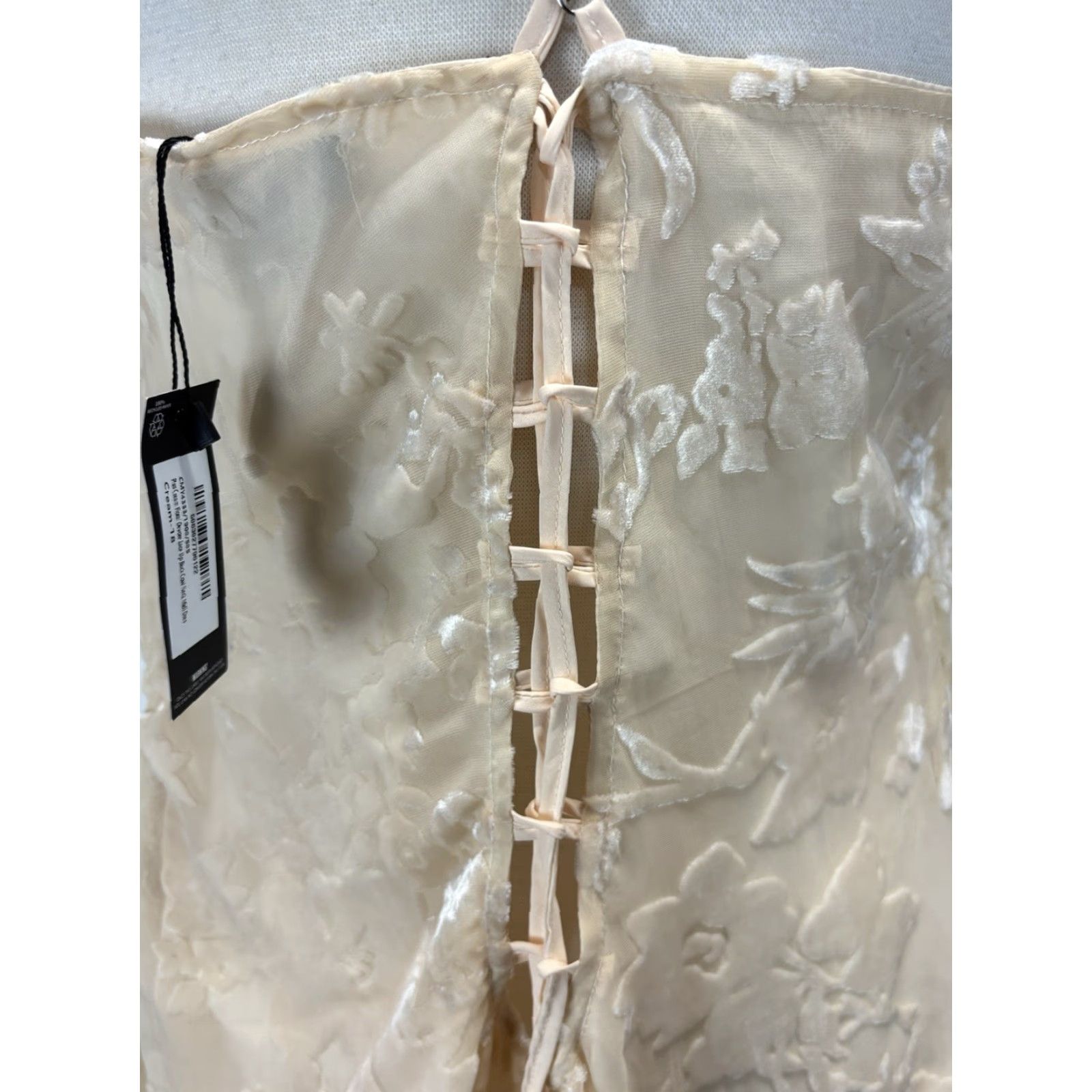 PrettyLittleThing PrettyLittleThing Dress Women 14 Ivory Floral Velvet Cowl Neck Sleeveless Lace Up Asymmetric Party Cocktail Womens Size XL / US 12-14 / IT 48-50 - 7 Thumbnail