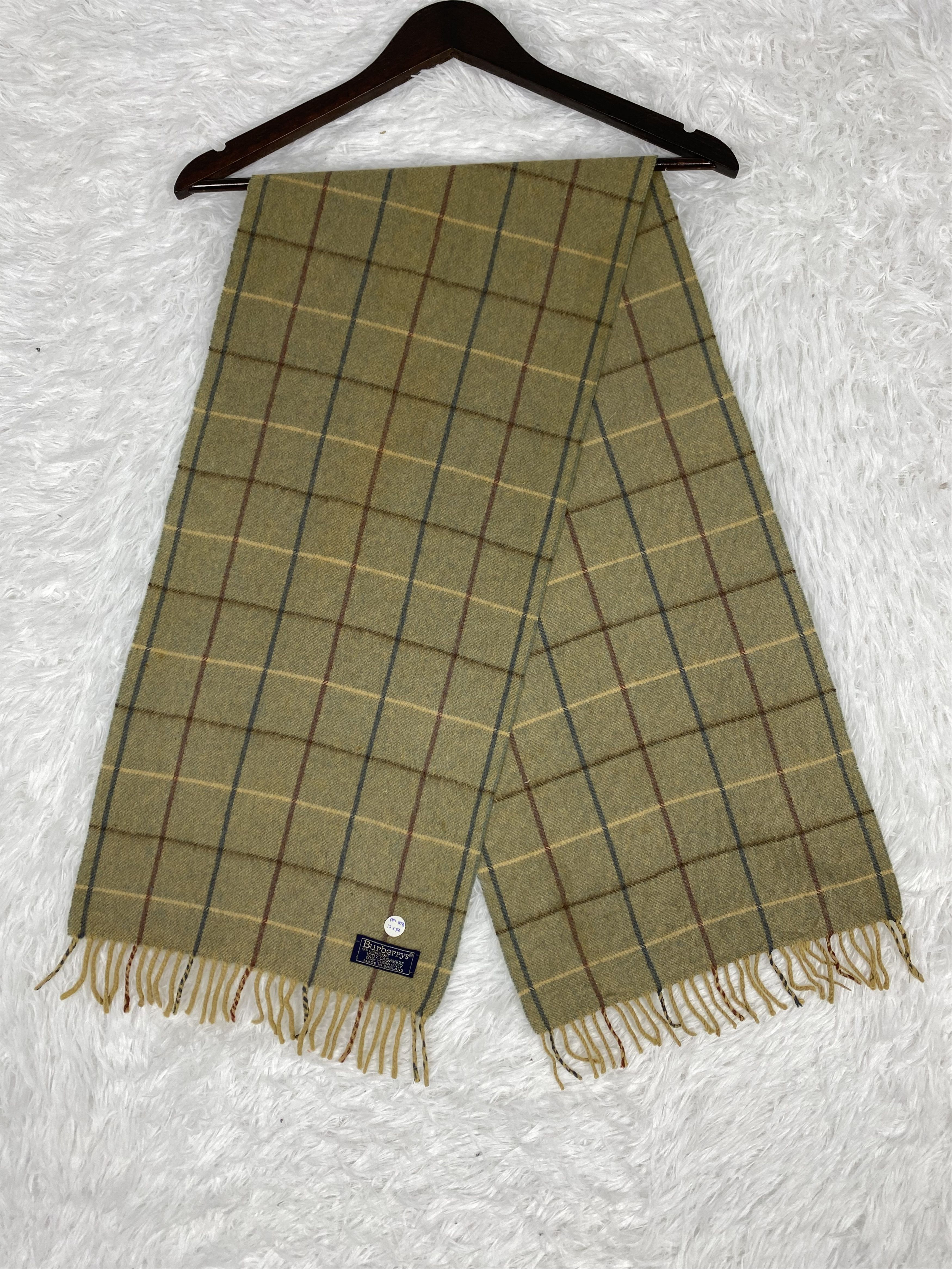 Burberry Vintage Burberry Scarf / Muffler Neckwear PM0076 Size ONE SIZE - 1 Thumbnail