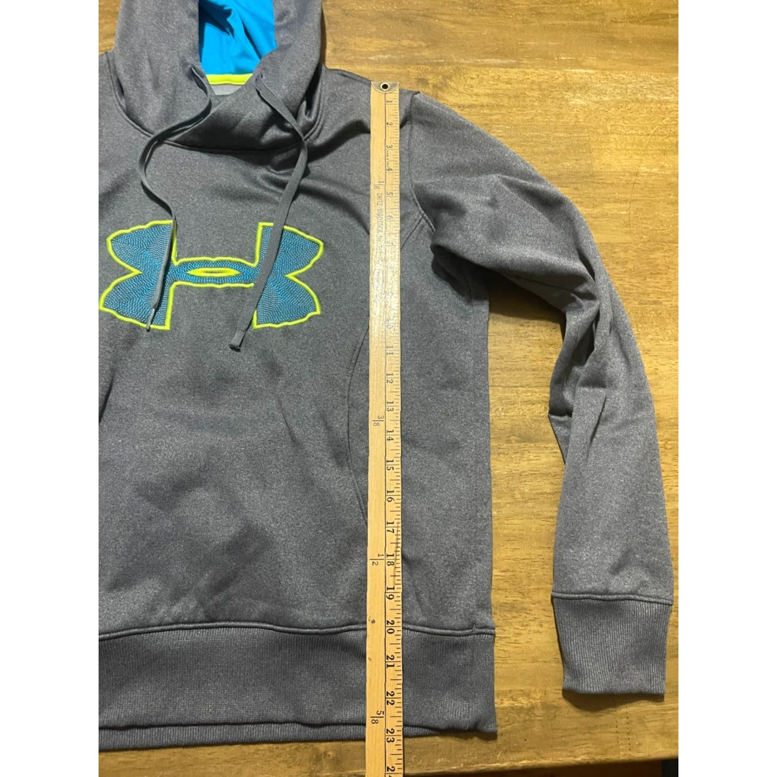 Under Armour Under armour Hoodie Womens Medium Gray Pullover Long Sleeve Semi Fitted Regular Size M Size M / US 6-8 / IT 42-44 - 7 Thumbnail