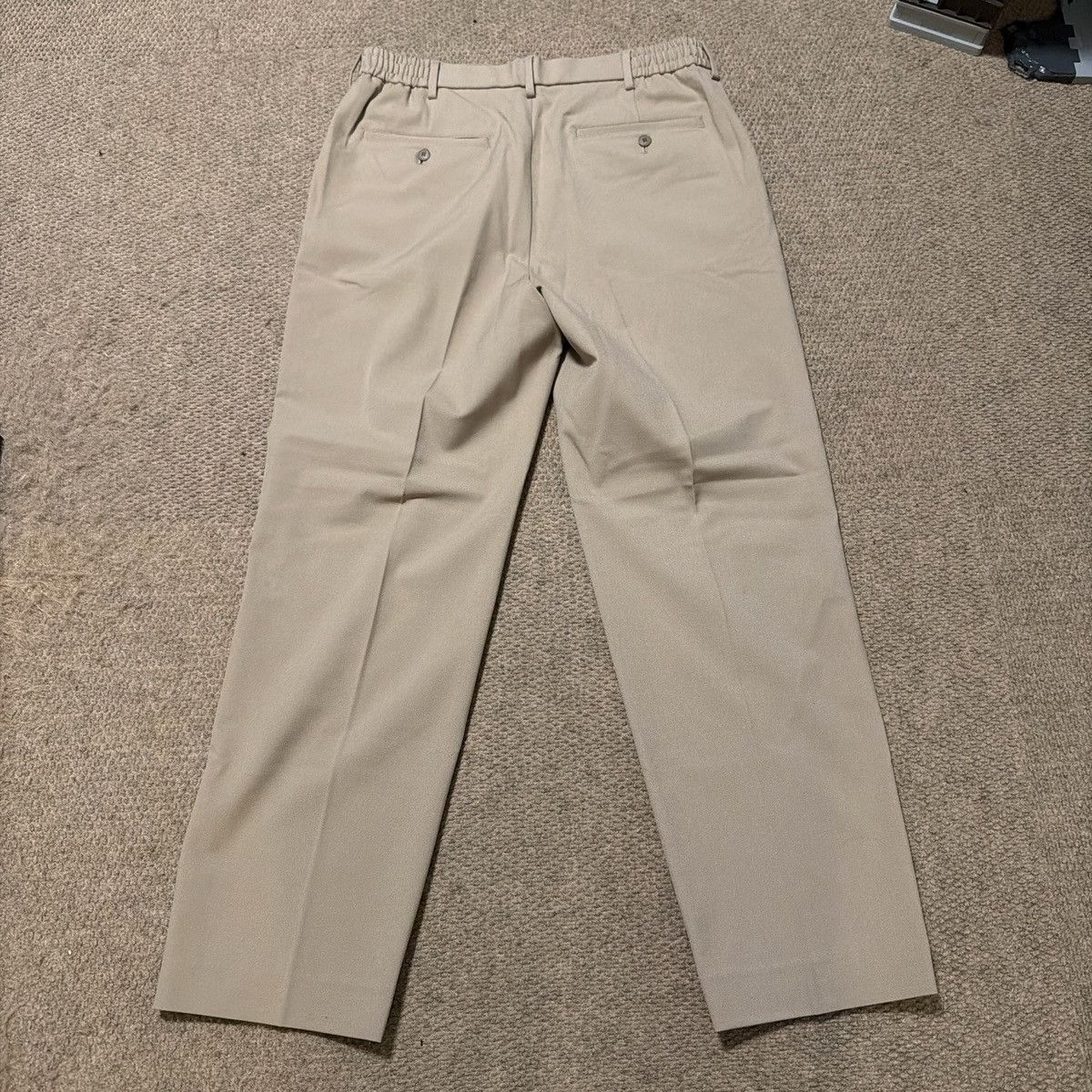 Uniqlo Uniqlo Wide Leg Pleated Pants Size US 32 / EU 48 - 2 Thumbnail