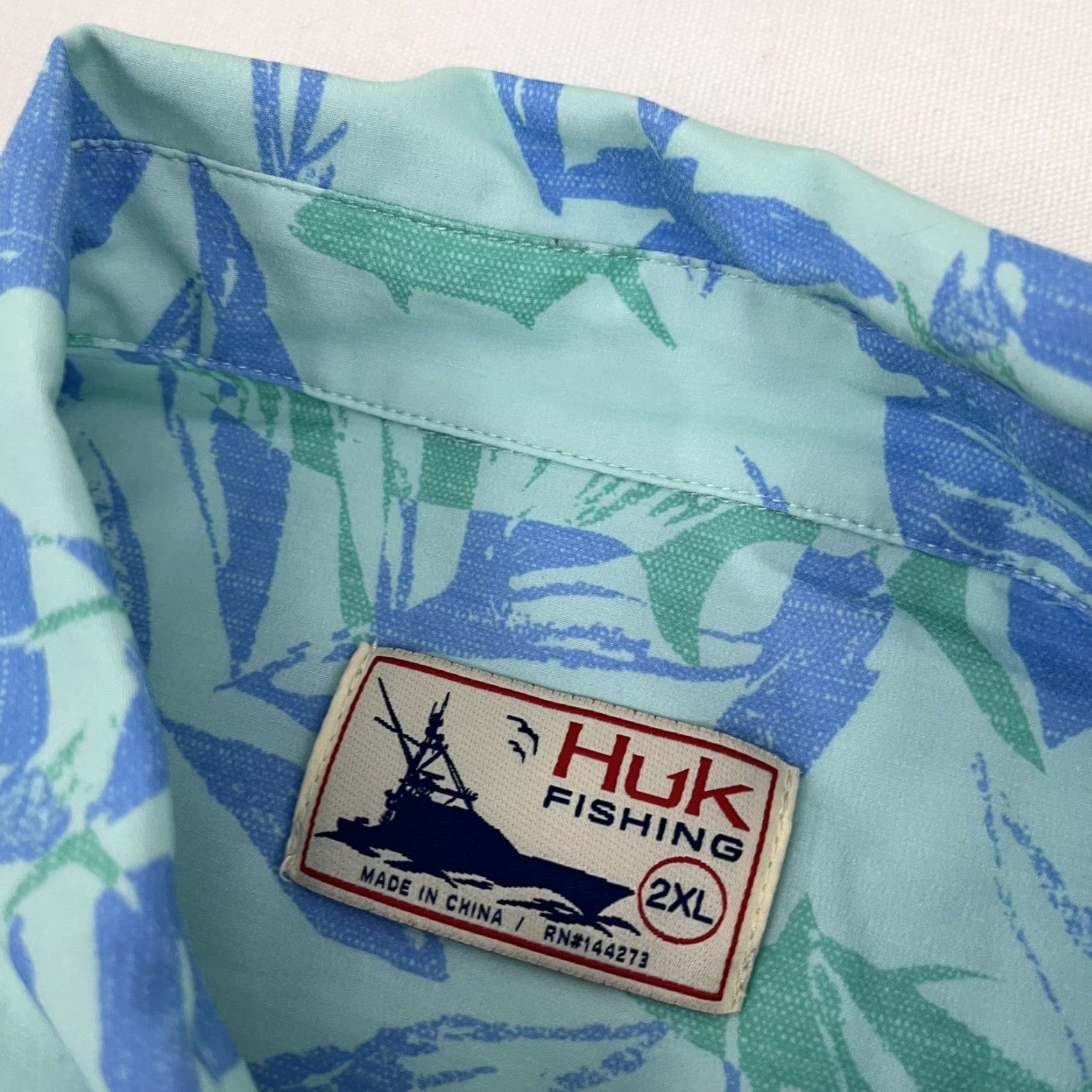Vintage Huk Kona Ocean Palm Shirt Mens 2XL Green Blue Performance Fishing Button Down Size US XXL / EU 58 / 5 - 3 Thumbnail