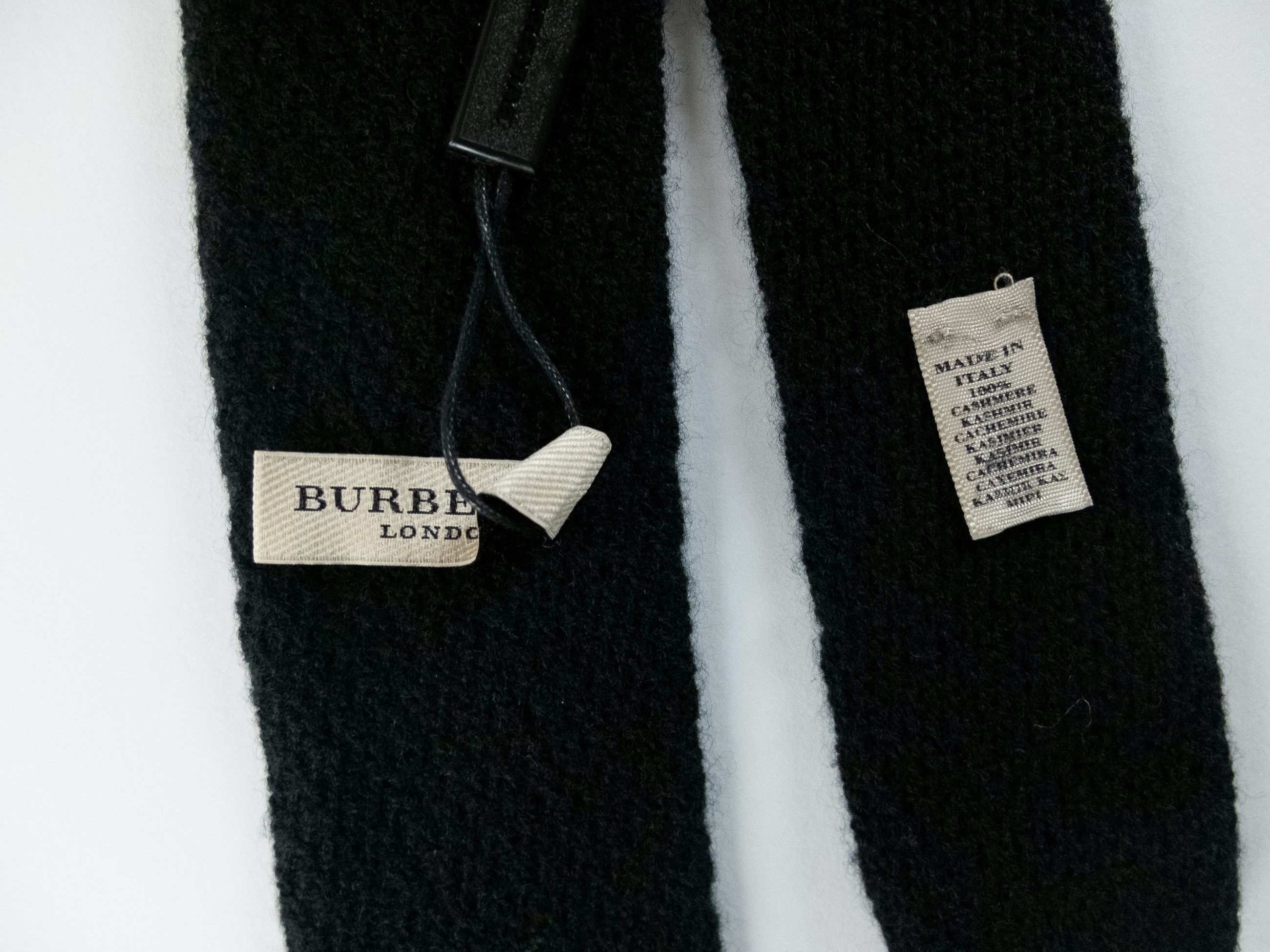 Burberry BURBERRY solid black knit cashmere tie authentic Size ONE SIZE - 5 Thumbnail