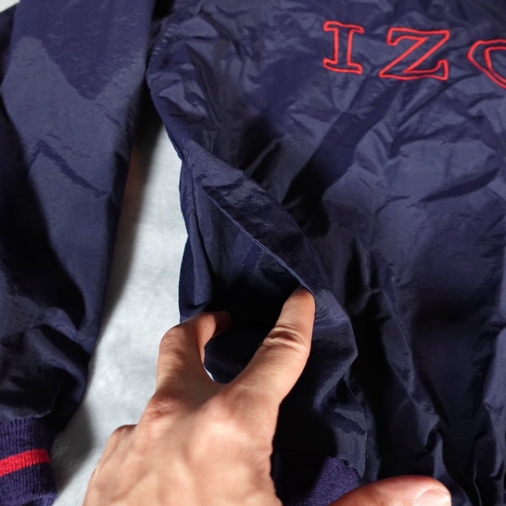 Izod VINTAGE IZOD Windbreaker Jacket Mens M Nylon Lightweight Blue 90s Size US M / EU 48-50 / 2 - 3 Thumbnail