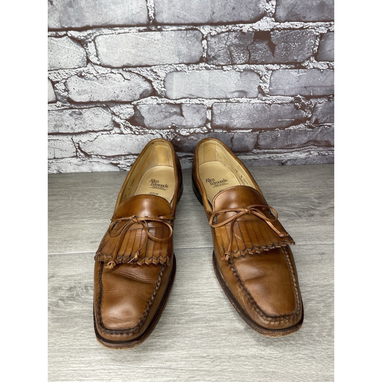 Allen Edmonds Allen Edmonds Alton USA Brown Leather Kiltie Square Toe Loaf Size US 12 / EU 45 - 16 Thumbnail