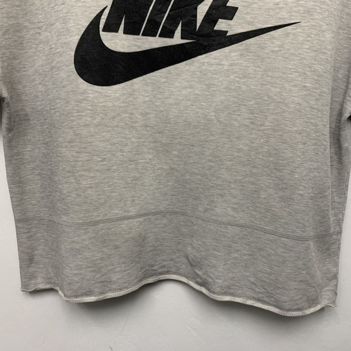 Nike Vintage 80s Nike Cropped Top T-shirt Size L / US 10 / IT 46 - 4 Thumbnail