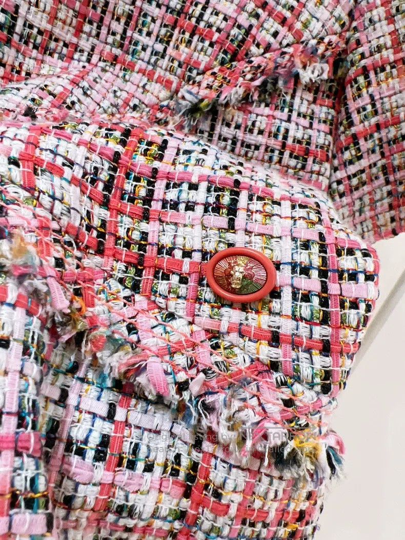 Chanel Chanel 17 colourful knitted dress Xiaoxiang V-neck fur-edg Size XS / US 0-2 / IT 36-38 - 6 Thumbnail