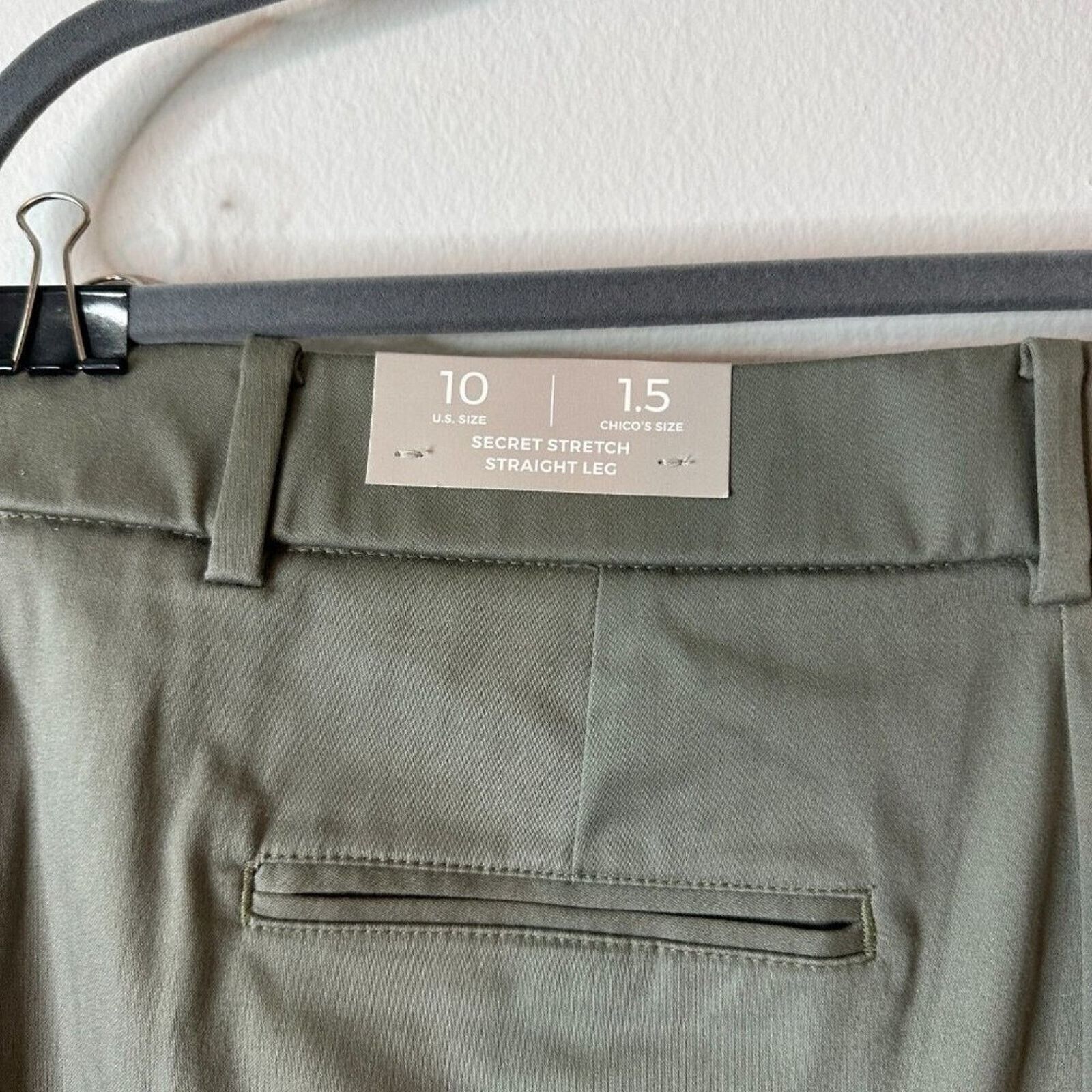 Chicos NWT Chico's Stretch Straight Cuffed Crop Pant Olive Gray 10 Size 32" / US 10 / IT 46 - 6 Thumbnail