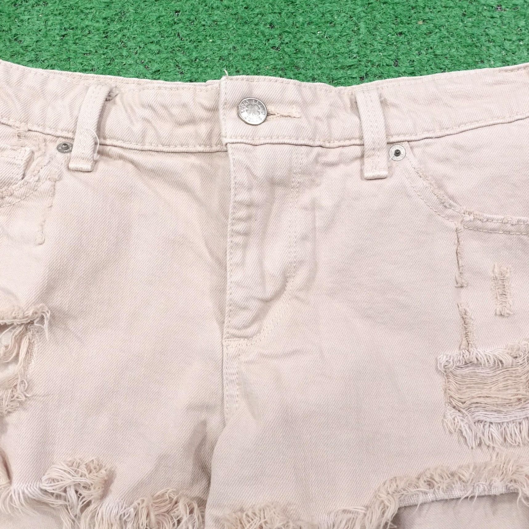 Lucky Brand Lucky Brand Women's Shorts Size 8 Beige Denim Cut-Off Frayed Hem Casual Summer Size 30" / US 8 / IT 44 - 2 Thumbnail