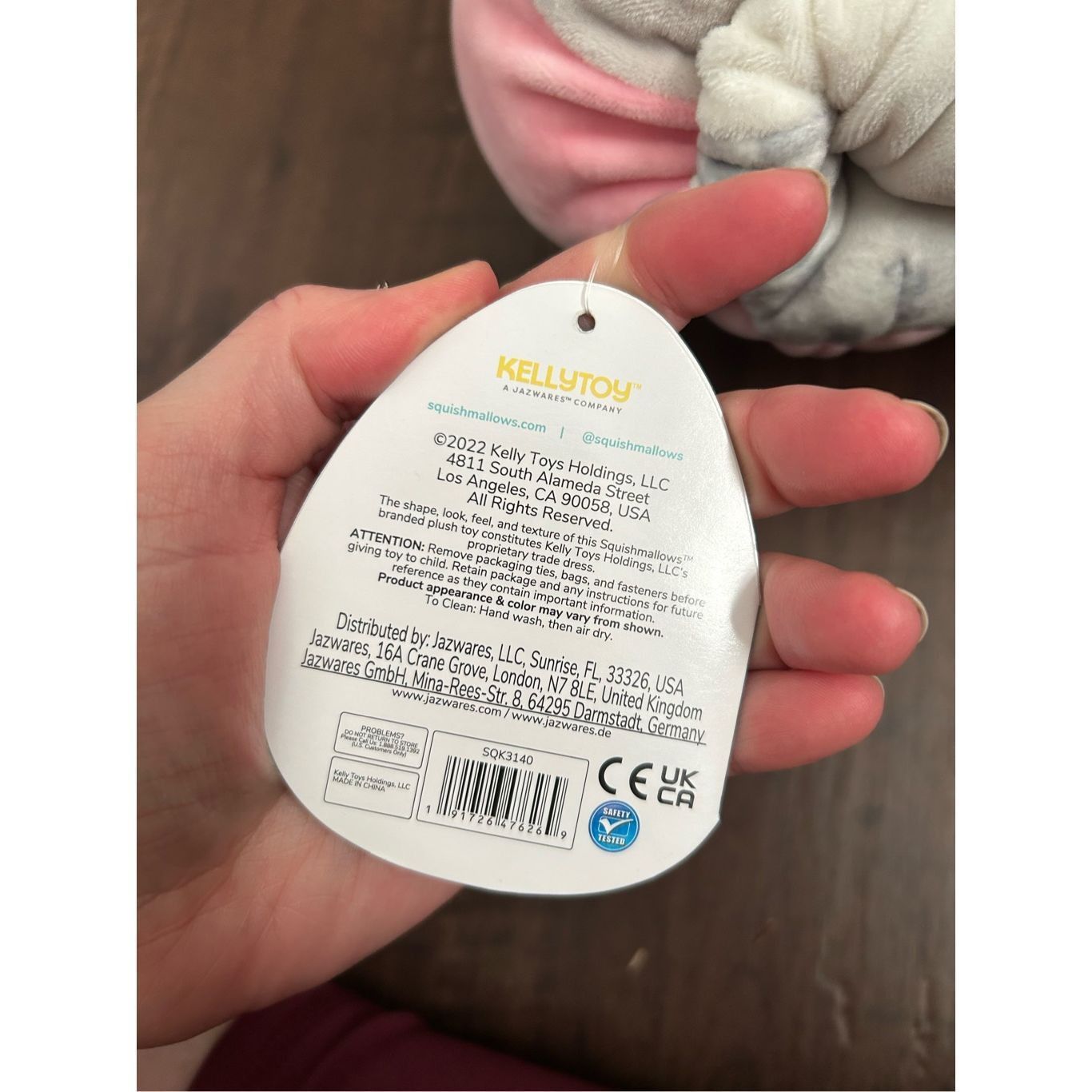 Flip Skateboards Squishmallows Kellytoy NWT Flip-a-Mallows Dohna Snow Leopard Size ONE SIZE - 6 Thumbnail
