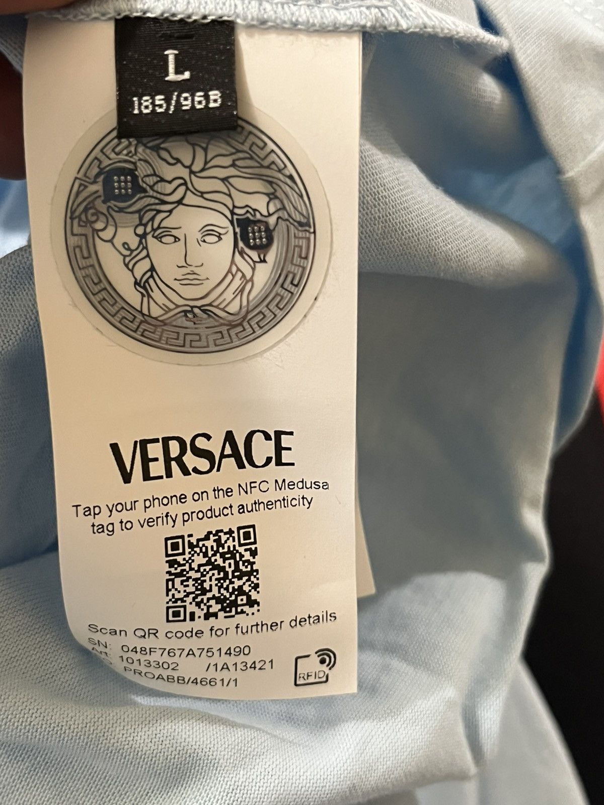 Versace Versace Pastel Blue T-Shirt Sz L Size US L / EU 52-54 / 3 - 9 Thumbnail
