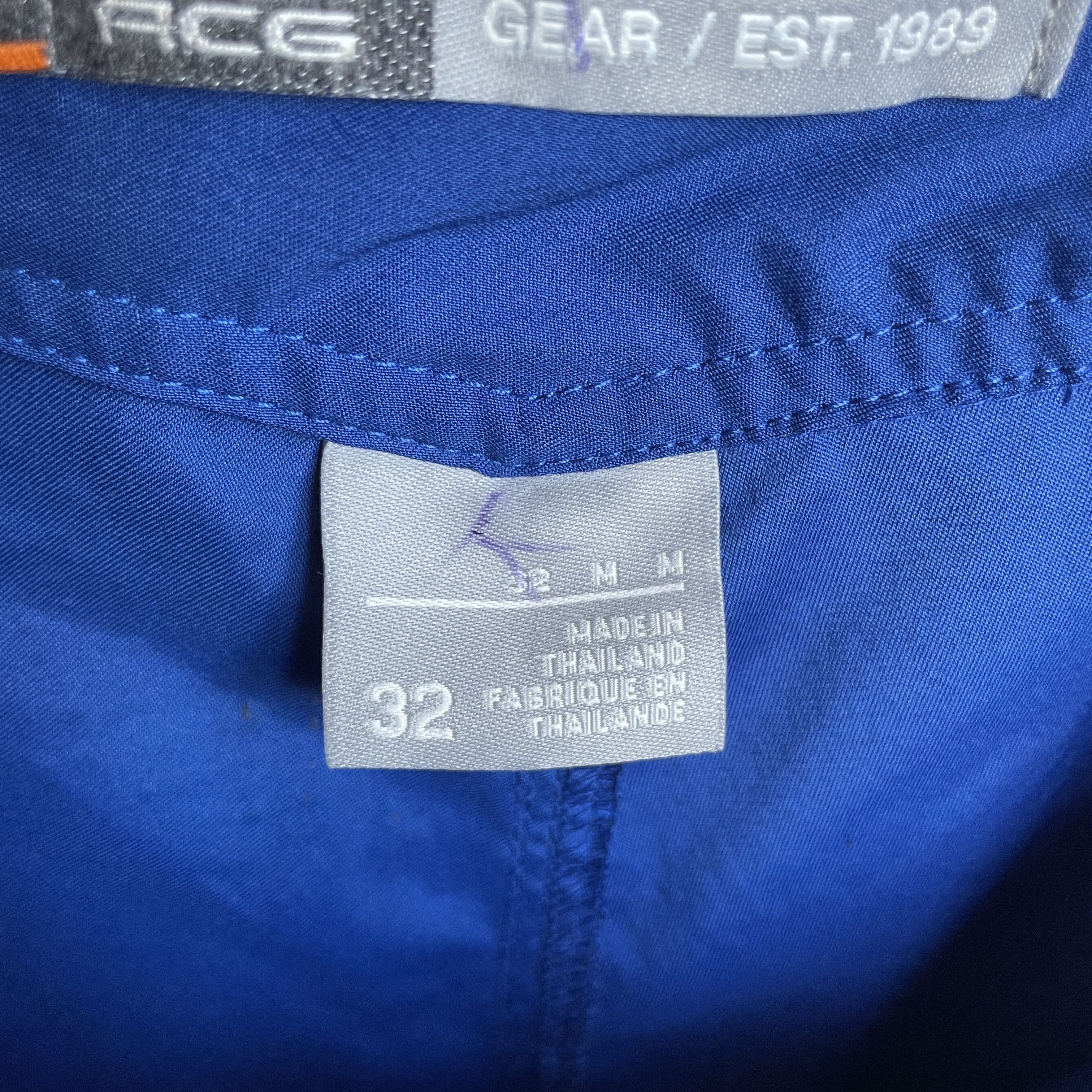 Nike ACG Nike ACG Vintage Y2K Board Shorts Size 32 Size US 32 / EU 48 - 8 Thumbnail