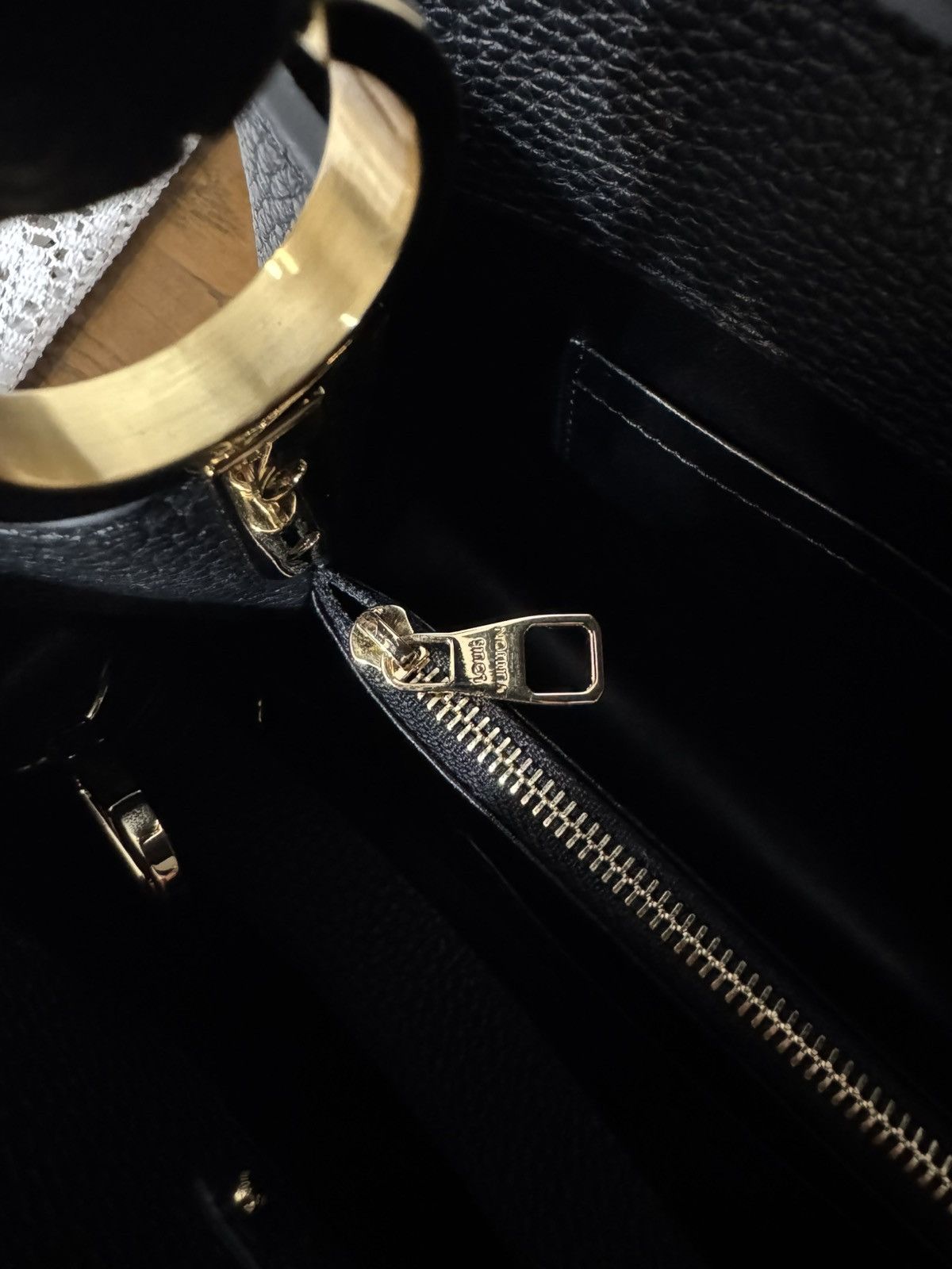 Louis Vuitton Bag Louis Vuitton Capuciness MM Size ONE SIZE - 4 Thumbnail