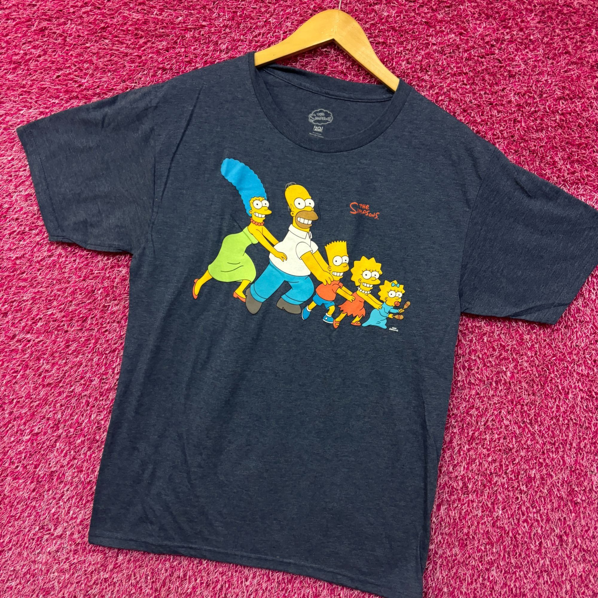 The Simpsons The Simpson conga line Tshirt size medium Size US M / EU 48-50 / 2 - 3 Thumbnail