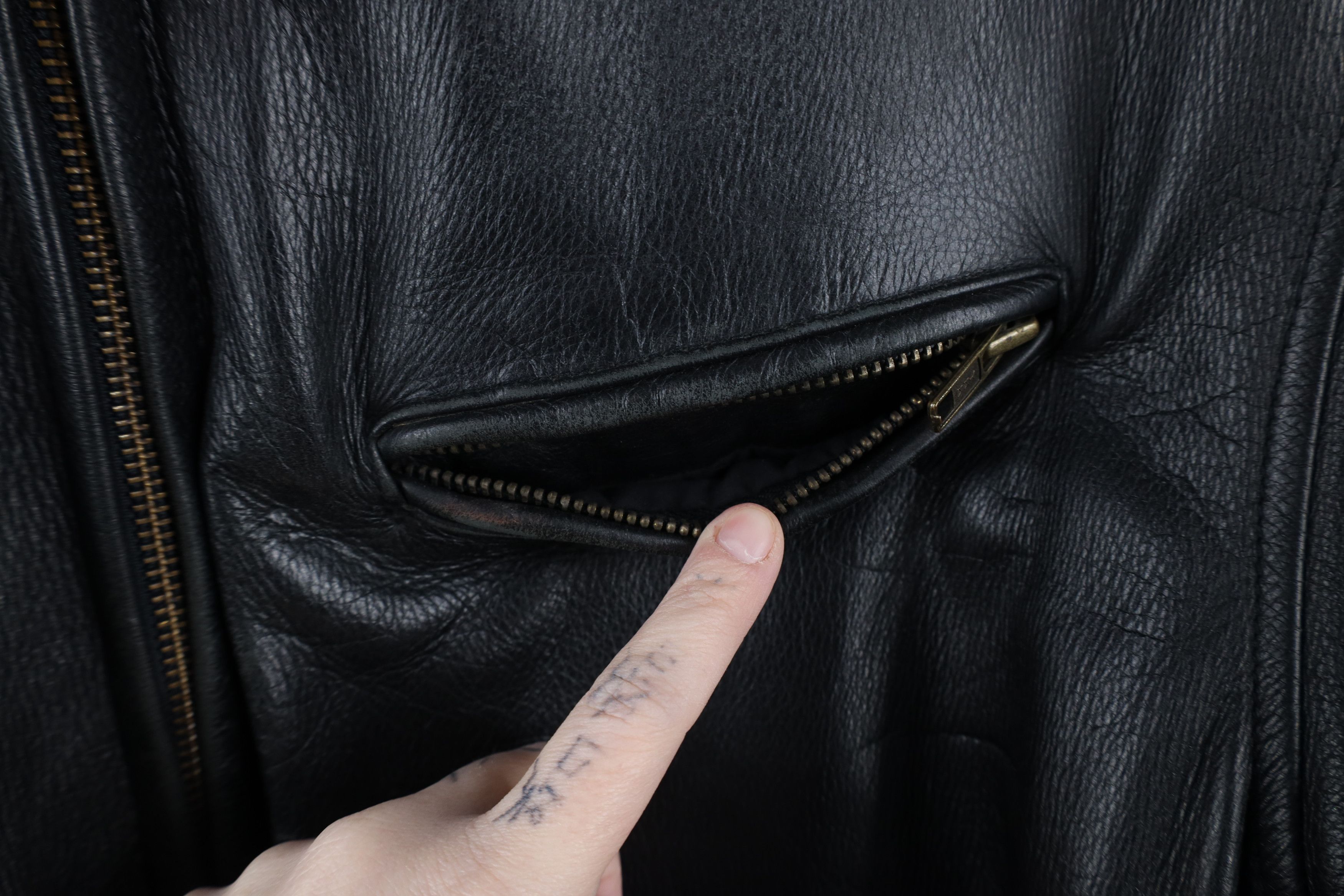 Vintage × Wilsons Leather Vintage 90s Pelle Heavyweight Full Zip Leather Jacket Size US L / EU 52-54 / 3 - 5 Thumbnail