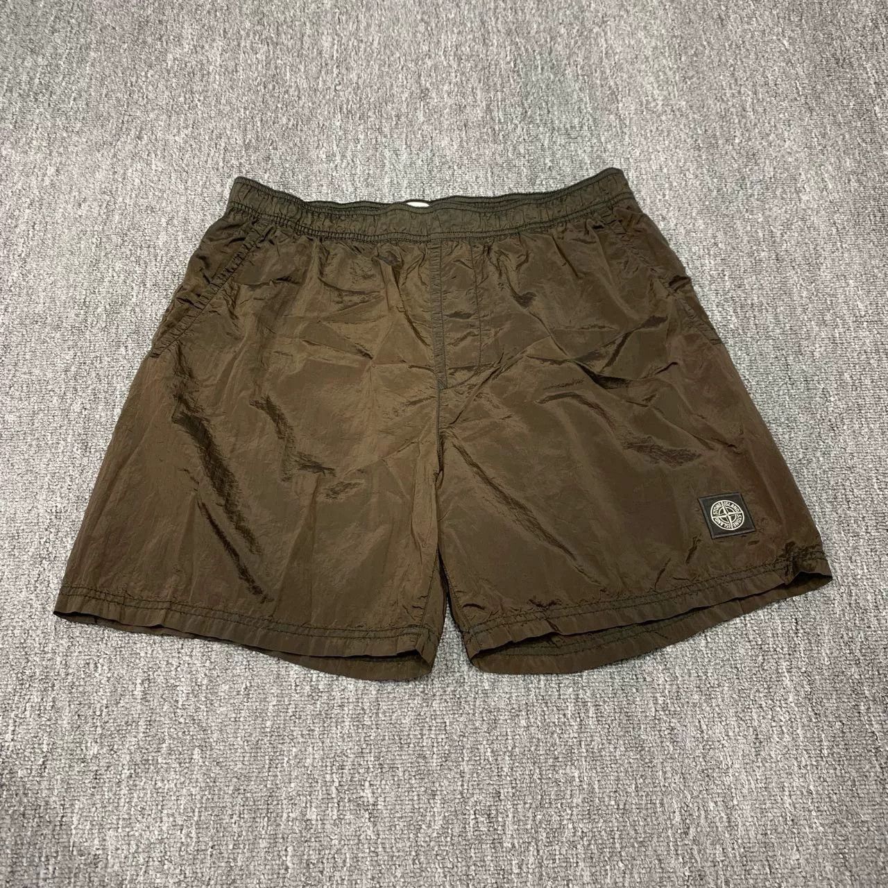 Stone Island Stone Island Brown Metallic Nylon Shorts Size US 34 / EU 50 - 1 Thumbnail