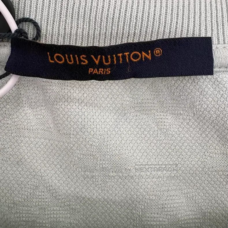 Louis Vuitton Louis Vuitton Dark full print short sleeve Size US XL / EU 56 / 4 - 3 Thumbnail