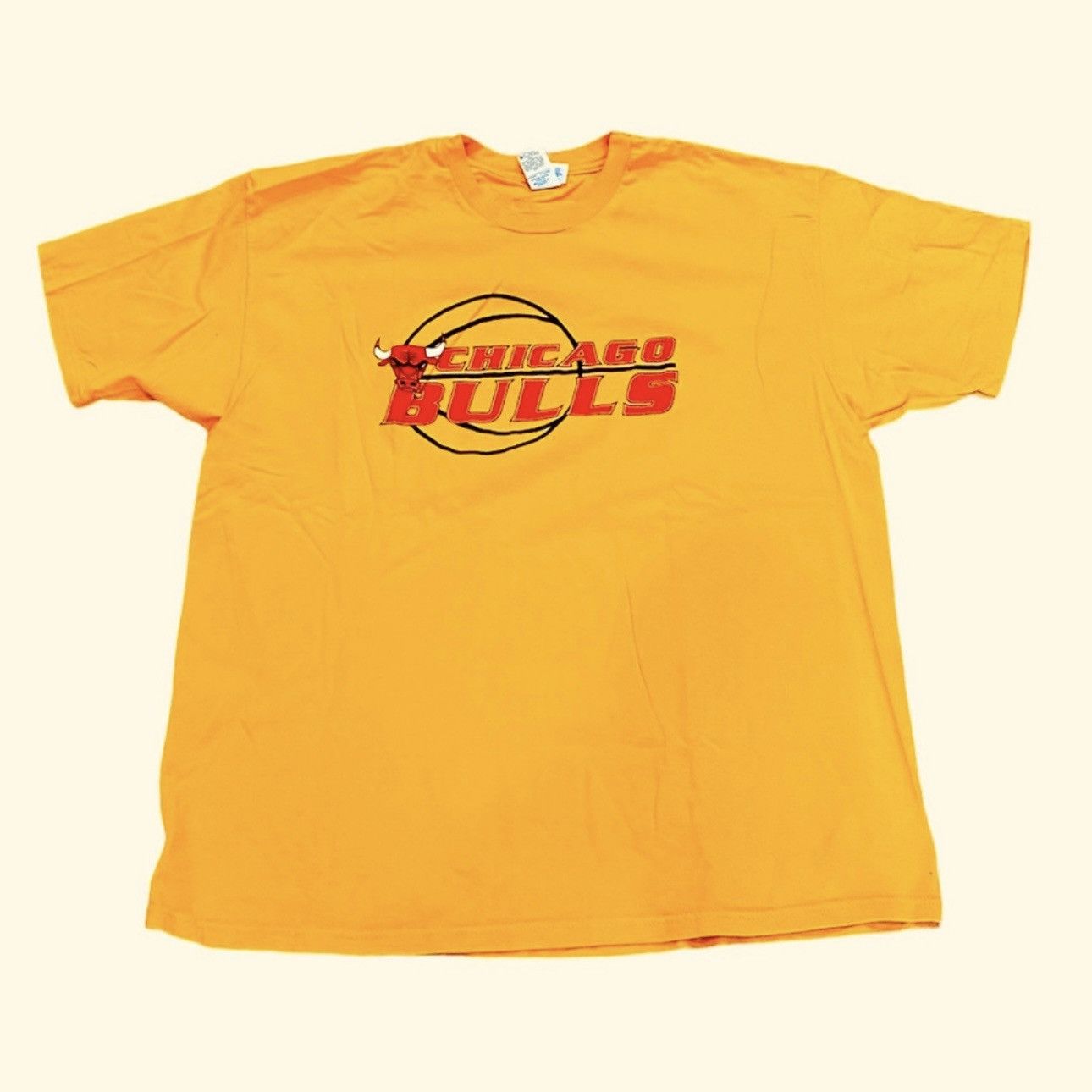 Champion RARE Chicago Bulls Champion TShirt Yellow Red XXL Size US XXL / EU 58 / 5 - 1 Thumbnail