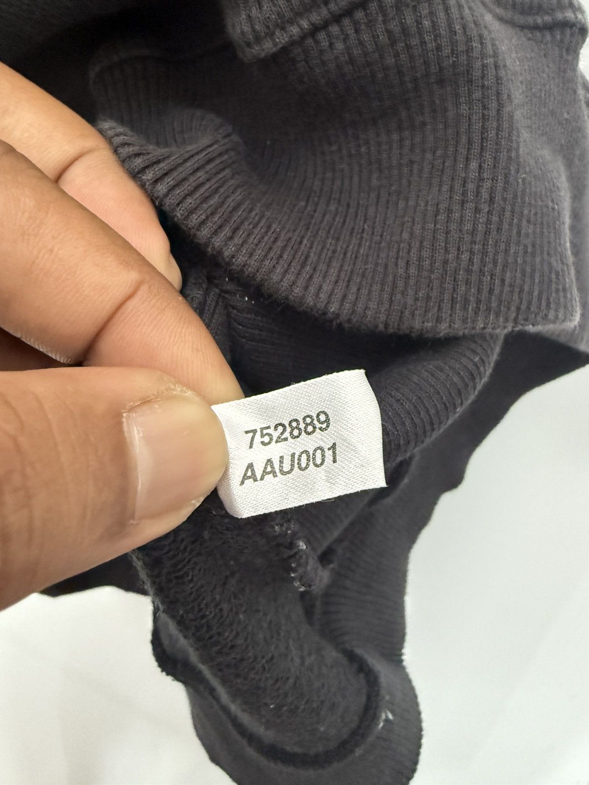 Adidas 🔥 Adidas 90's 3stripes Streetwear Sleeveless V-Neck Sweat Size US L / EU 52-54 / 3 - 5 Thumbnail