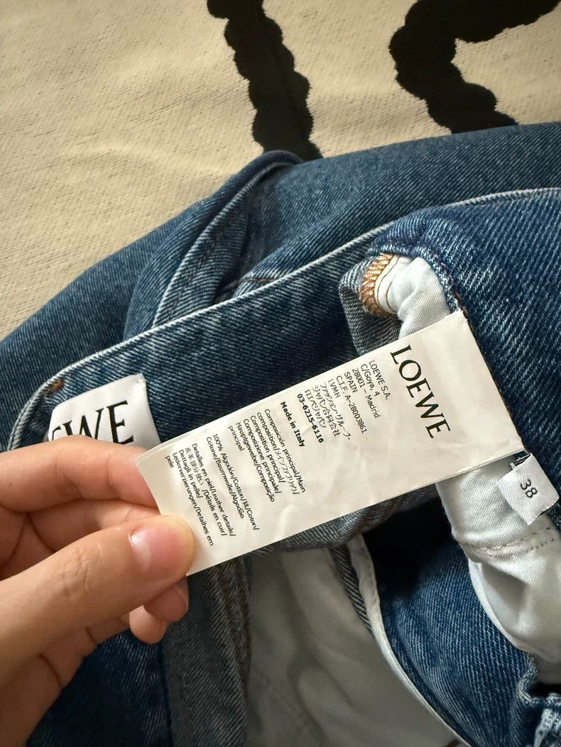 Loewe LOEWE sizeM 24 embossed logo leather jeans and shorts Size 28" / US 6 / IT 42 - 3 Thumbnail