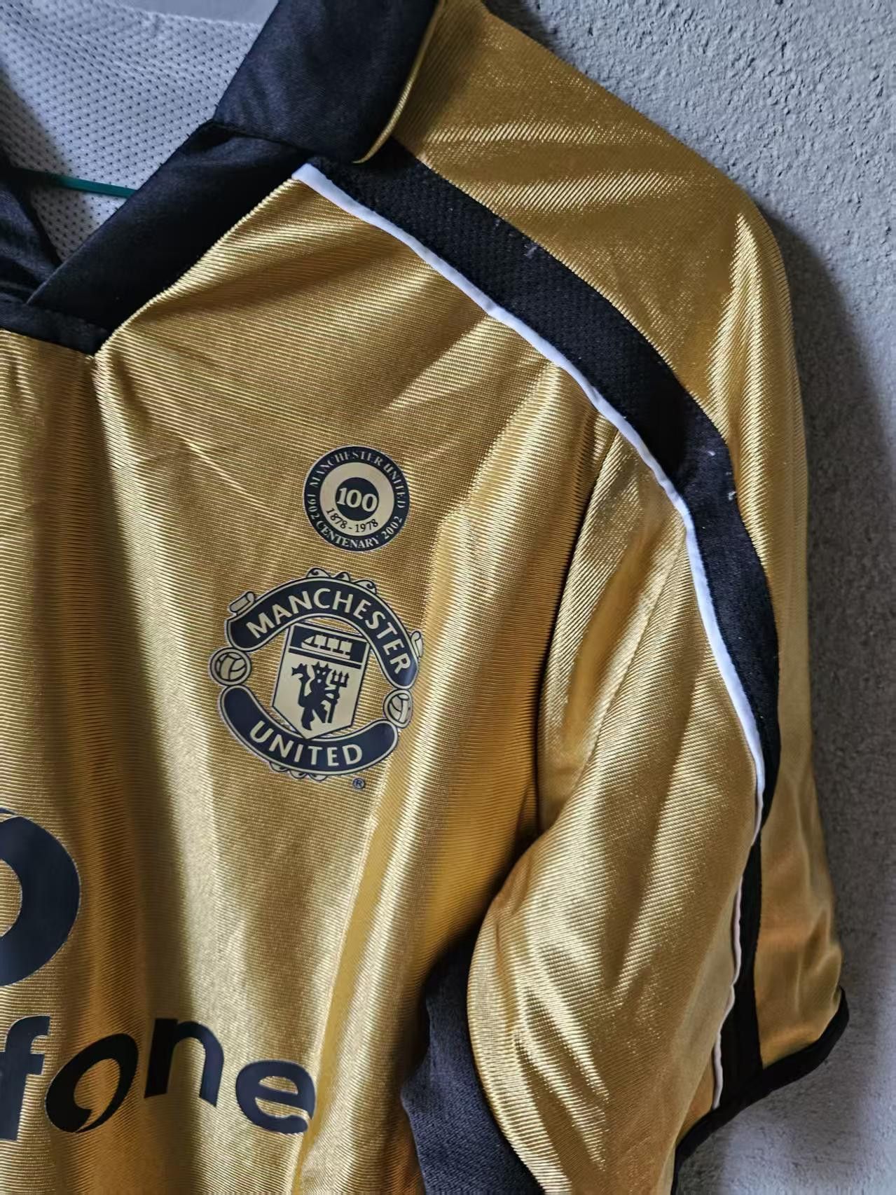 Other 2000 MUFC #7 David Beckham Jersey double-layer Size US L / EU 52-54 / 3 - 4 Thumbnail