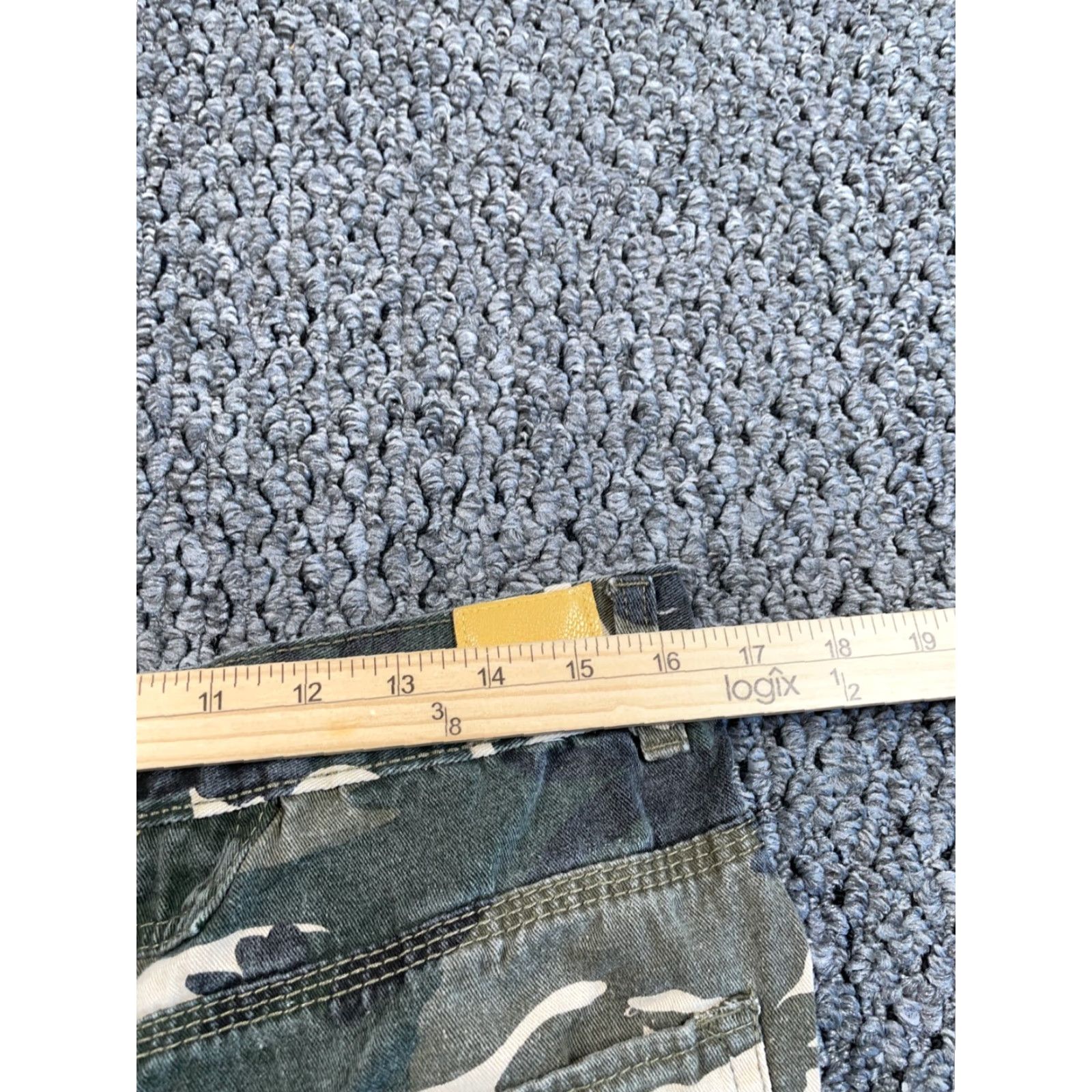 J Brand 22 Oz Brand Camouflage Pattern Tapered Leg Jeans Women's 33 x 26 Raw Edge Size 24" / US 00 / IT 34 - 5 Thumbnail