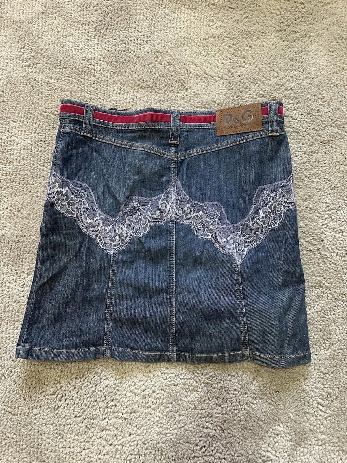 Dolce & Gabbana Vintage Dolce & Gabbana Women's Navy and Blue Skirt Size 32" / US 10 / IT 46 - 8 Thumbnail
