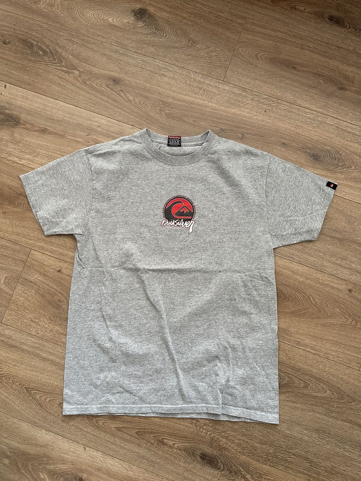 Quiksilver 🔥VINTAGE QUIKSILVER BIG BACK LOGO SURF T-SHIRT🔥 Size US M / EU 48-50 / 2 - 5 Thumbnail