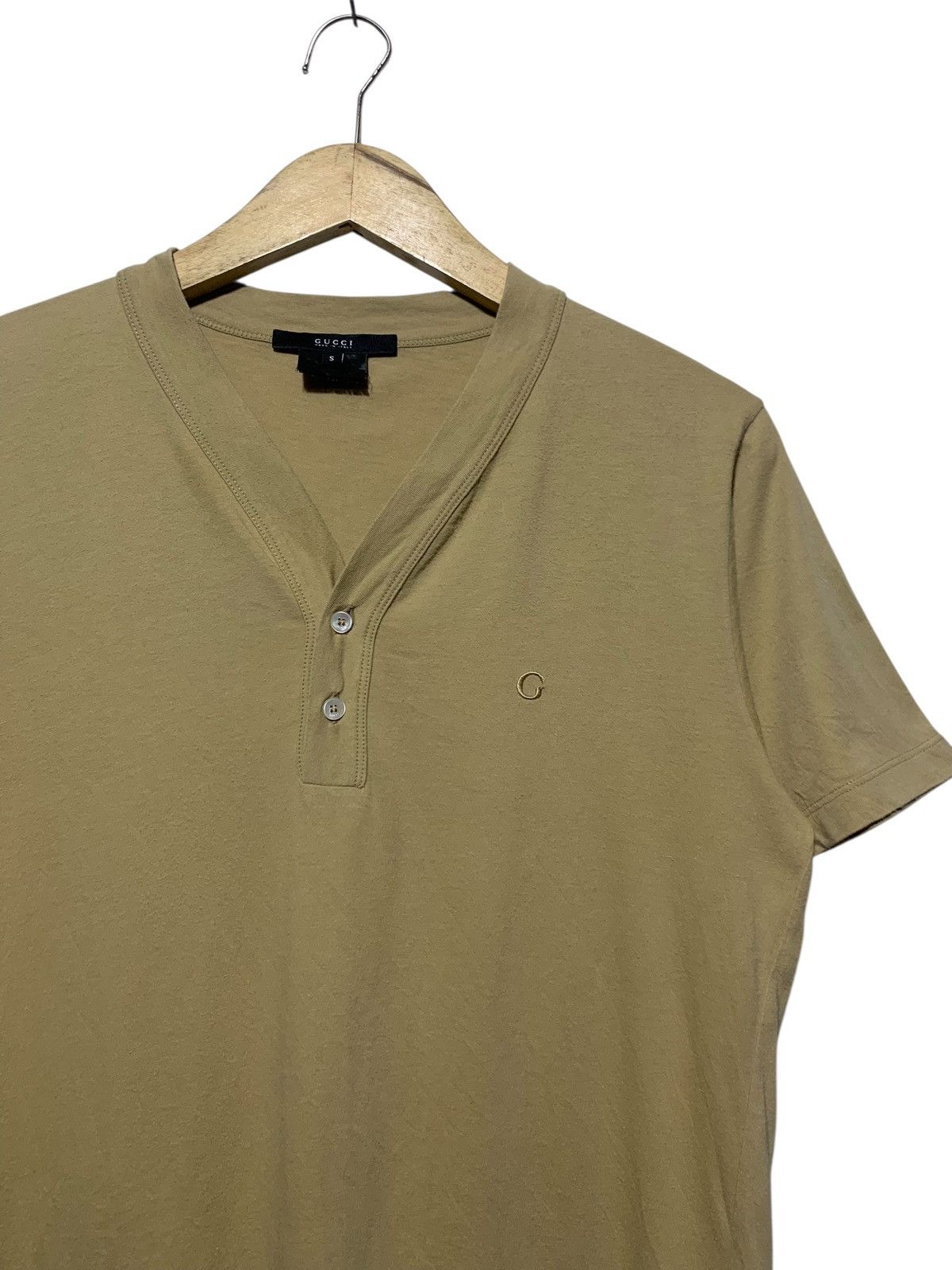 Gucci Gucci Tom Ford beige button tee Size US S / EU 44-46 / 1 - 2 Thumbnail