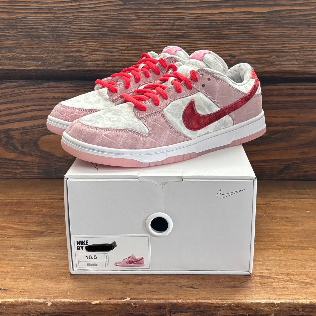 Nike × StrangeLove Skateboards Nike Dunk by You - StrangeLove Skateboards Size US 10.5 / EU 43-44 - 1 Thumbnail
