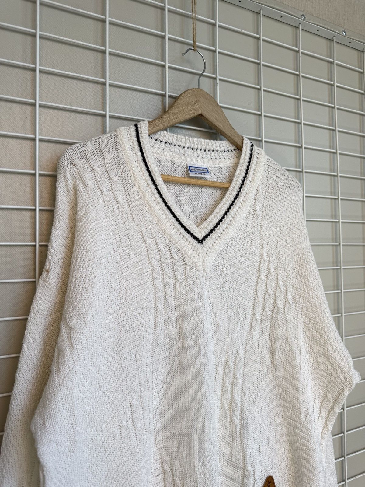 Yves Saint Laurent Yves Saint Laurent V-Neck Vintage Knit Sweater Mens Size XL Size US XL / EU 56 / 4 - 3 Thumbnail