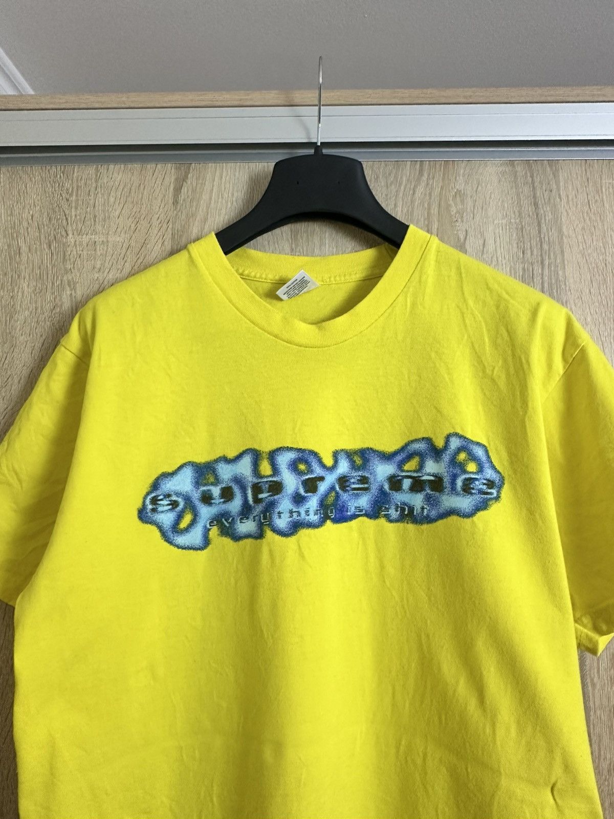Supreme 🔥 Supreme Everything Is Shit Vintage Big Logo Tee Shirt USA Size US L / EU 52-54 / 3 - 2 Thumbnail