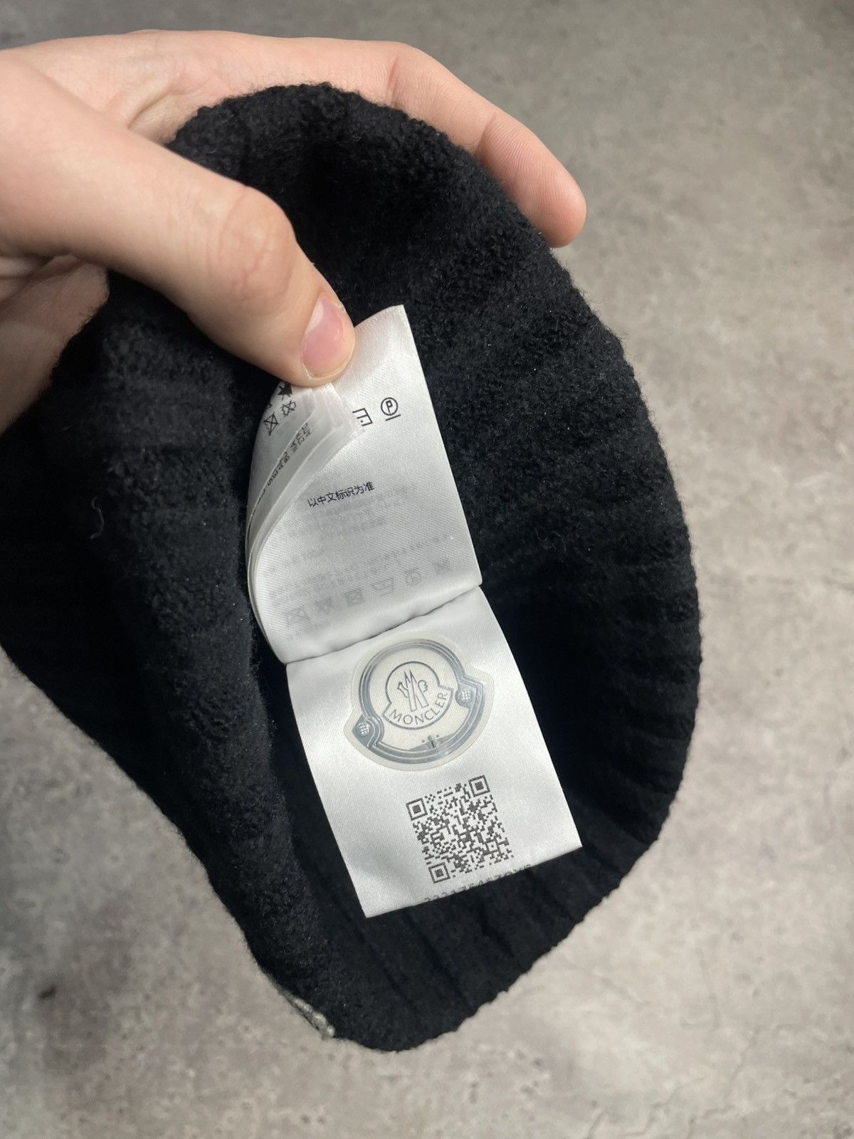 Moncler Moncler Wool Beanie Hat Black – Men’s Winter Knit Logo Hat Size ONE SIZE - 5 Thumbnail