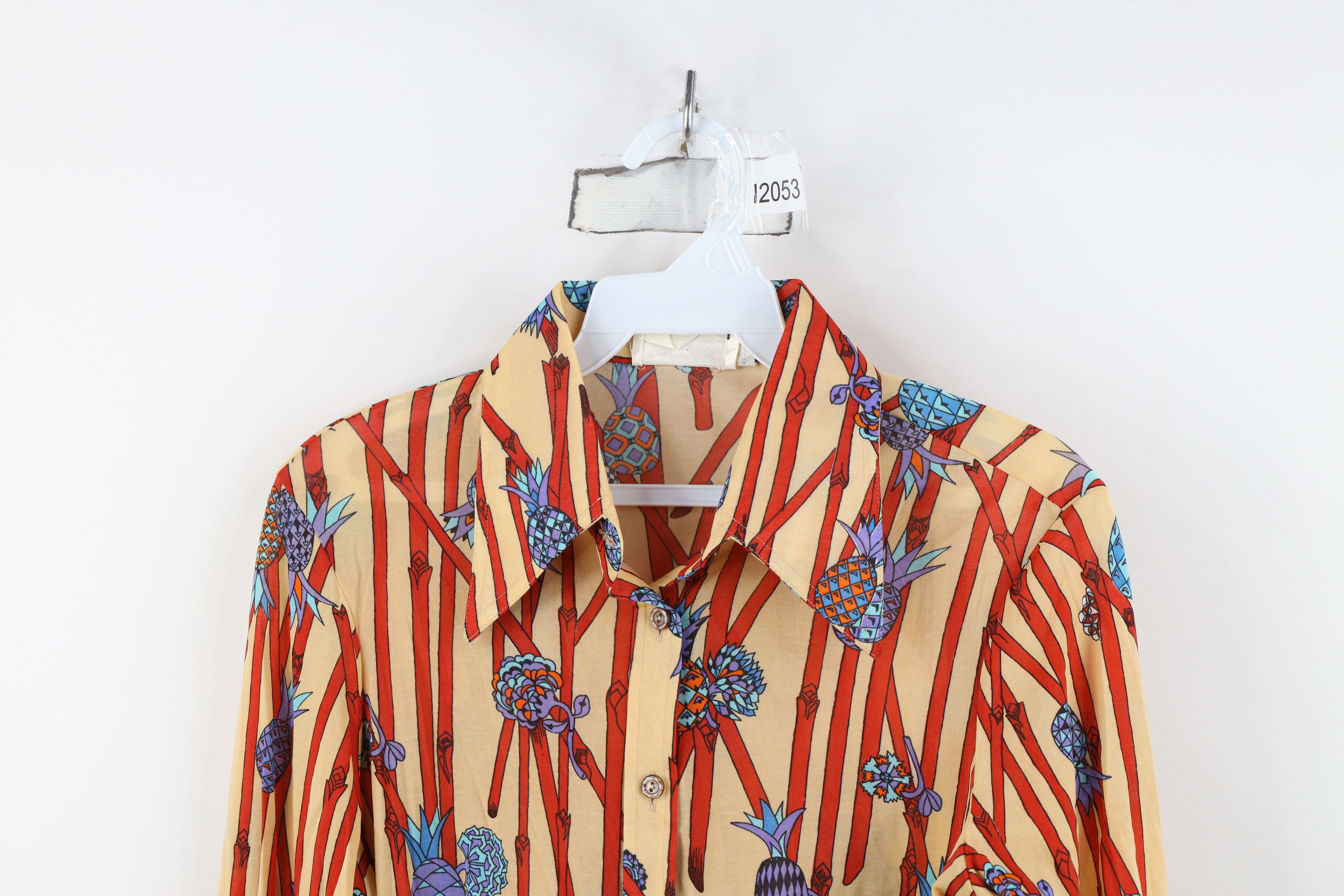 Vintage Vintage 60s Streetwear Knit Pineapple Geometric Button Shirt Size L / US 10 / IT 46 - 2 Thumbnail