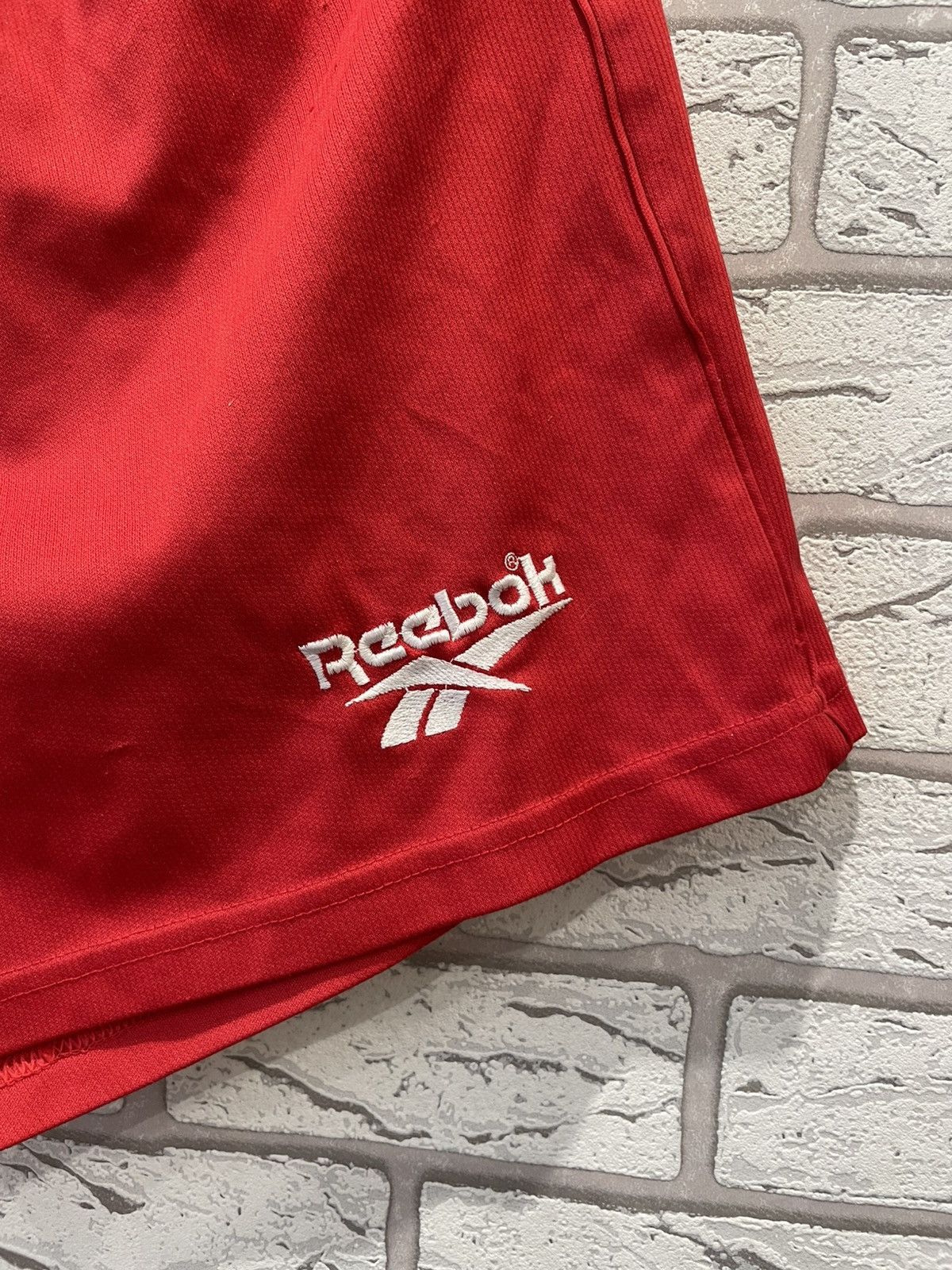 Reebok × Vintage Vintage Liverpool Football 1996 1997 1998 Shorts Reebok Size US 32 / EU 48 - 3 Thumbnail