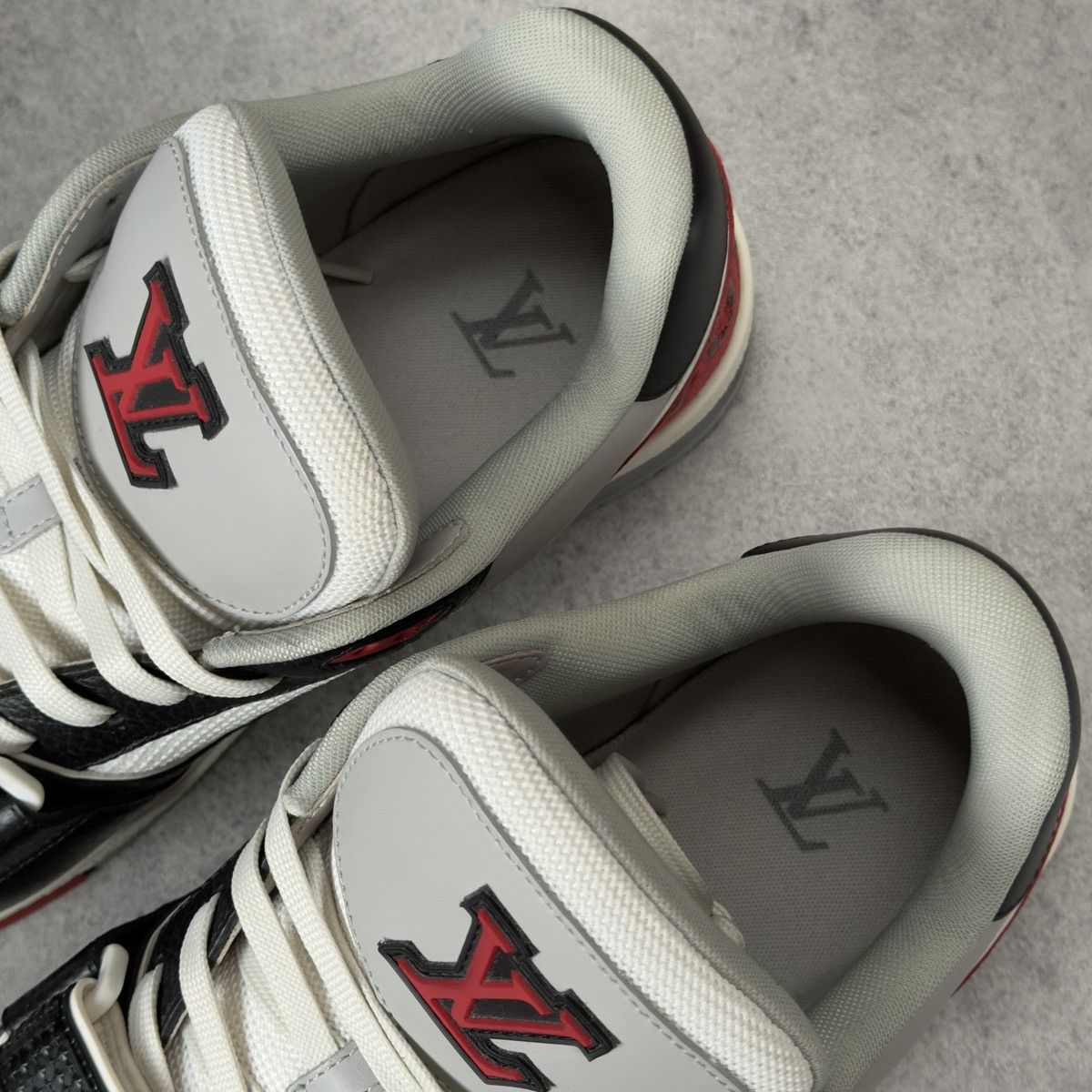 Louis Vuitton Louis Vuitton Trainer Sneaker Size US 8 / EU 41 - 13 Thumbnail