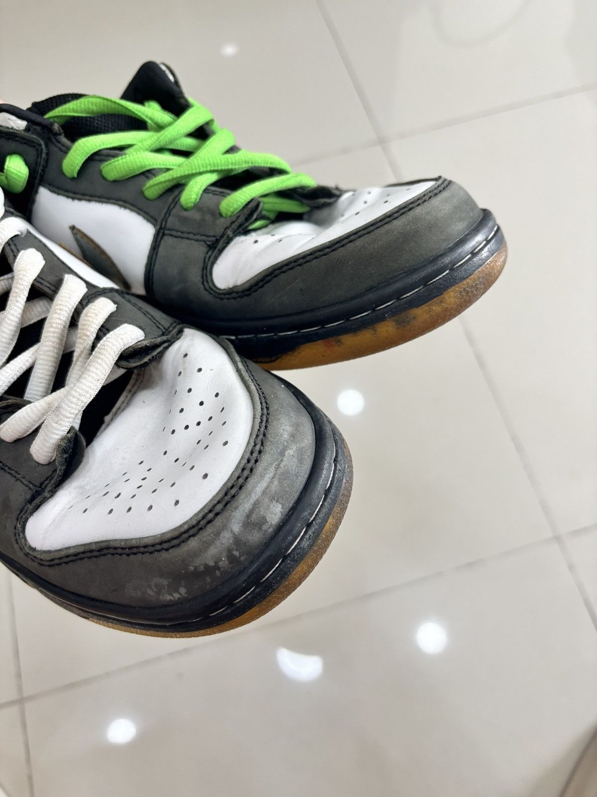 Nike × Staple Nike SB x Staple Dunk Low Panda Pigeon Size US 10 / EU 43 - 7 Thumbnail