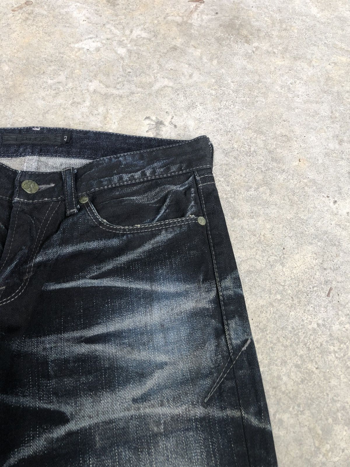 GOSTAR DE FUGA Japanese Fuga Distressed Jeans Slim Size US 30 / EU 46 - 15 Thumbnail