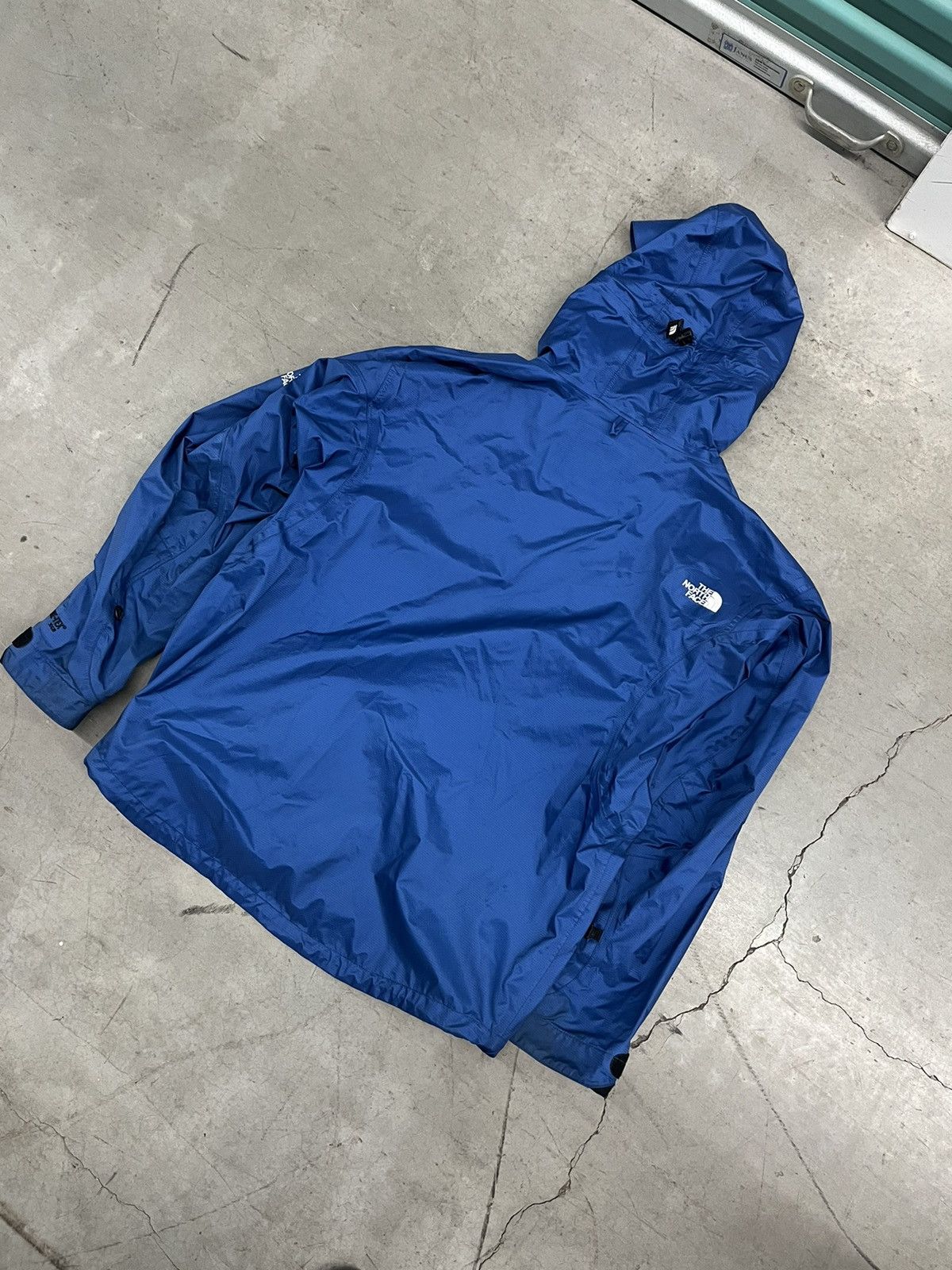 The North Face Vintage North Face Summit Series Gore-tex Jacket Size US XL / EU 56 / 4 - 9 Thumbnail