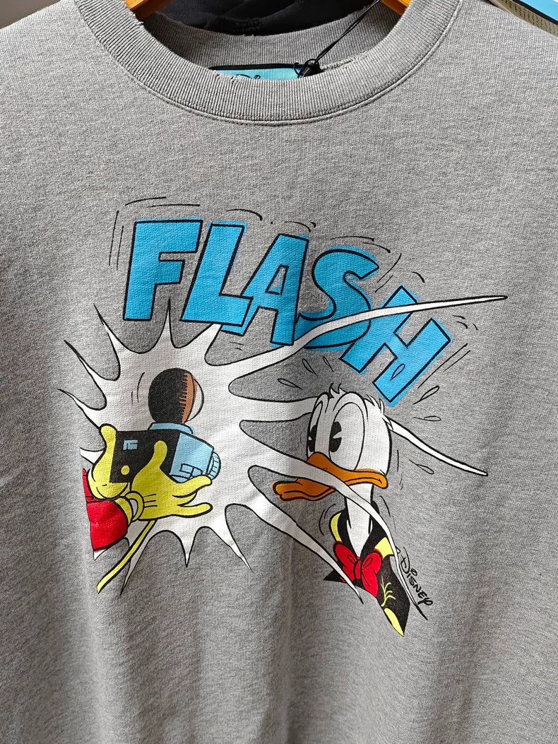 GucciDisney co-branded Donald Duck cartoon printed round-ne
