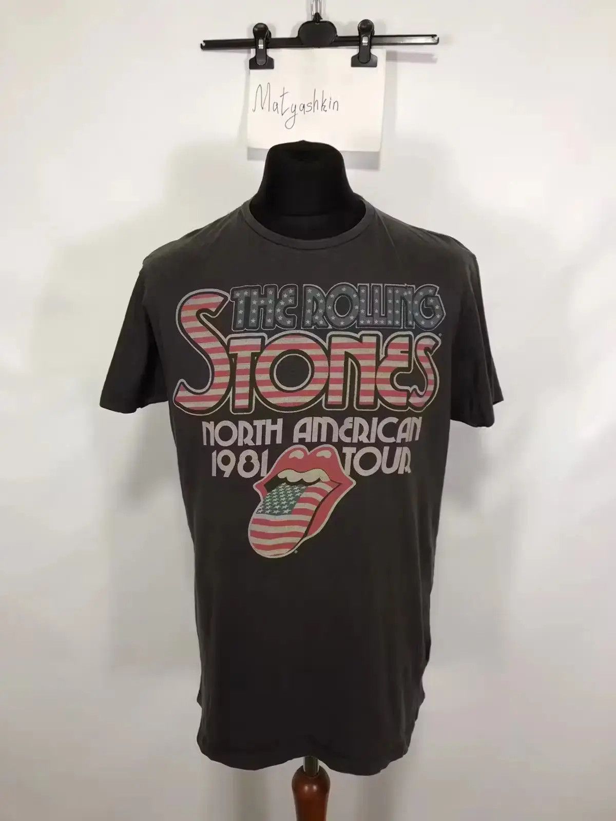 Band Tees × The Rolling Stones The Rolling Stones tour 1981 t-shirt size L Size US L / EU 52-54 / 3 - 1 Thumbnail