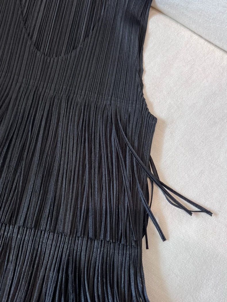 Issey Miyake Issey Miyake size:3 Black fringed vest Size XS / US 0-2 / IT 36-38 - 3 Thumbnail