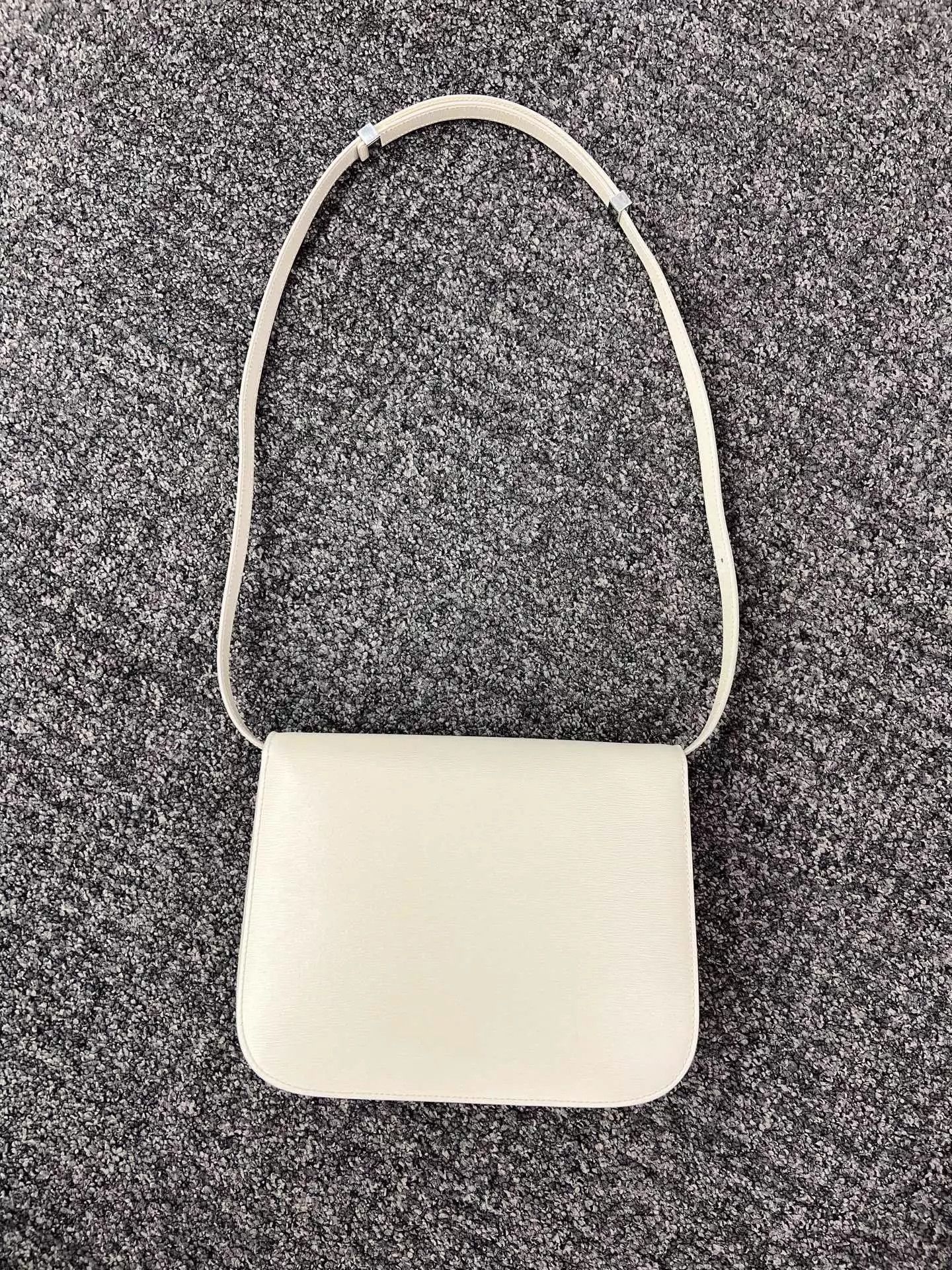 Celine Celine Trapeze Crossbody White 98 New Size ONE SIZE - 2 Thumbnail