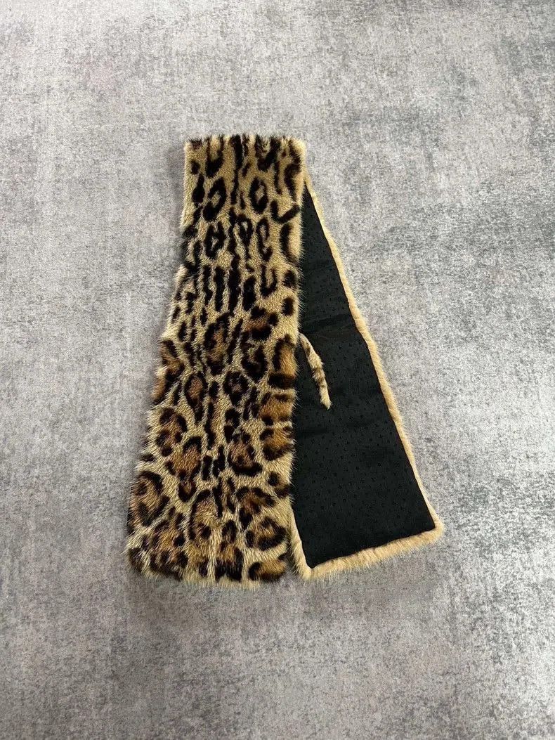 Louis Vuitton Louis Vuitton Leopard Mink Fur Scarf. Size ONE SIZE - 2 Thumbnail