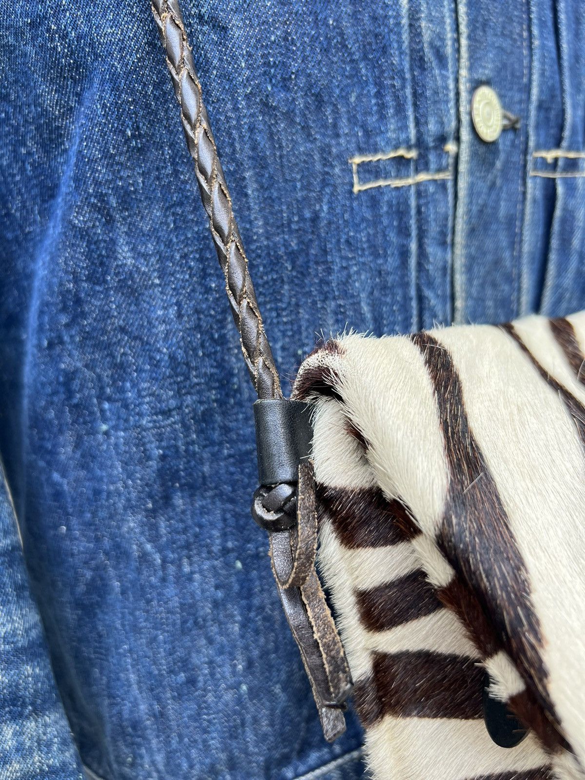 Leather Vintage J&M Davidson England Zebra Leather Sling Bag Size ONE SIZE - 8 Thumbnail