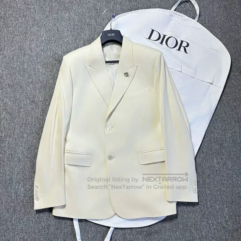 Dior Dior White rhinestone bee woollen suit Size 46R - 1 Thumbnail