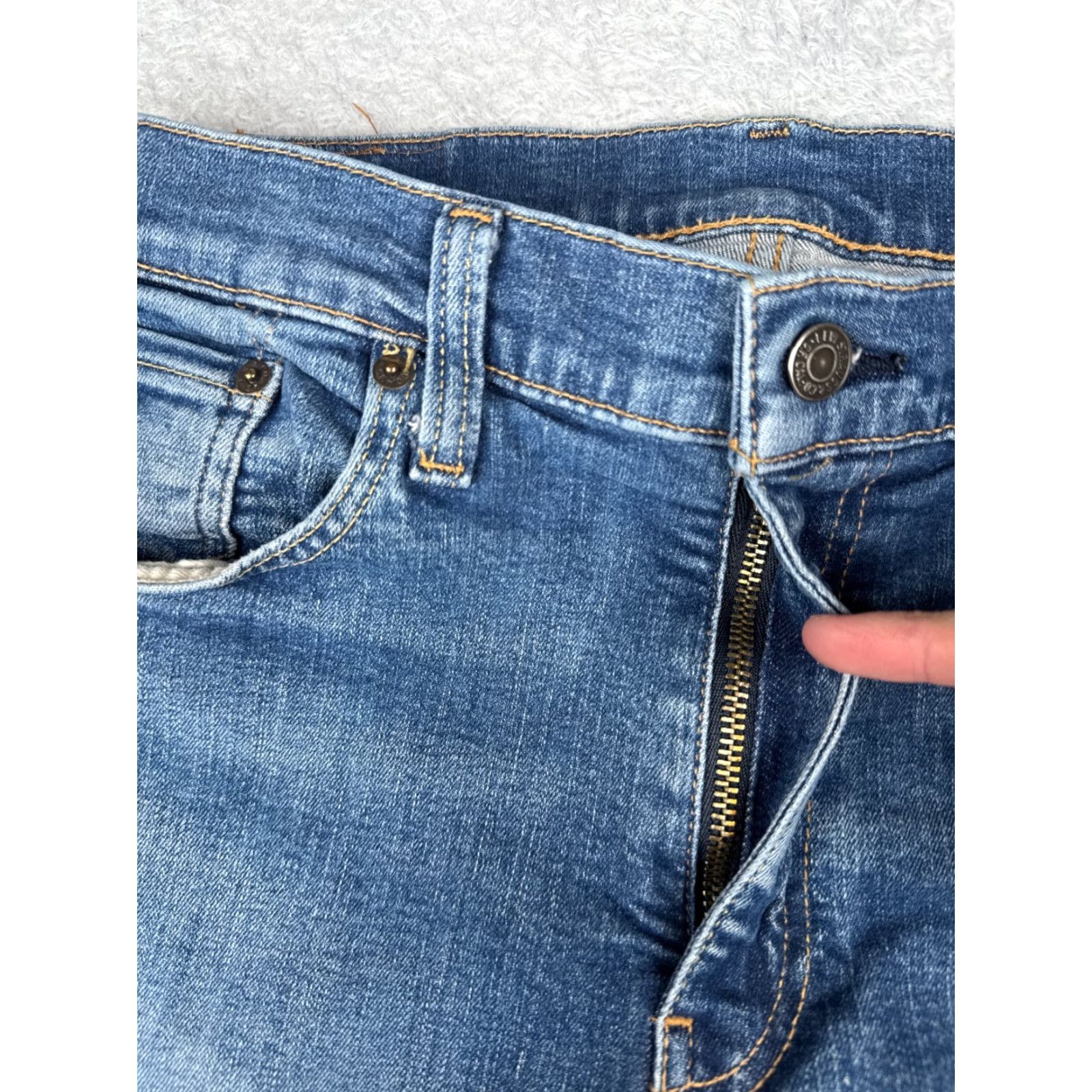 Levi's Levi's 512 Premium Jeans Adult 33 Blue Denim Skinny Distressed 32x22 Retro Mens Size US 33 - 5 Thumbnail