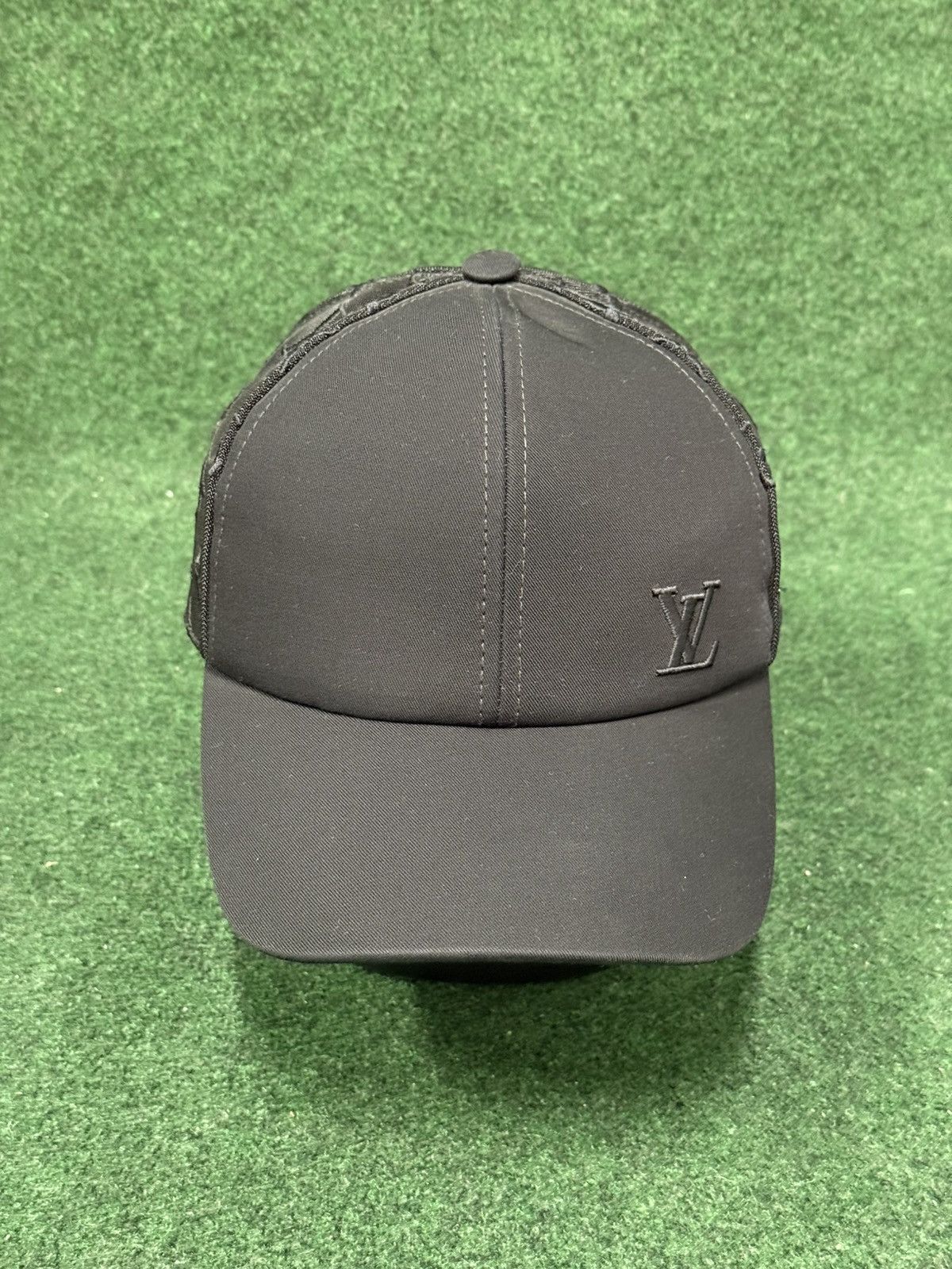 Louis Vuitton Louis Vuitton Monogram Mesh Leather Strapback Hat Size ONE SIZE - 1 Thumbnail